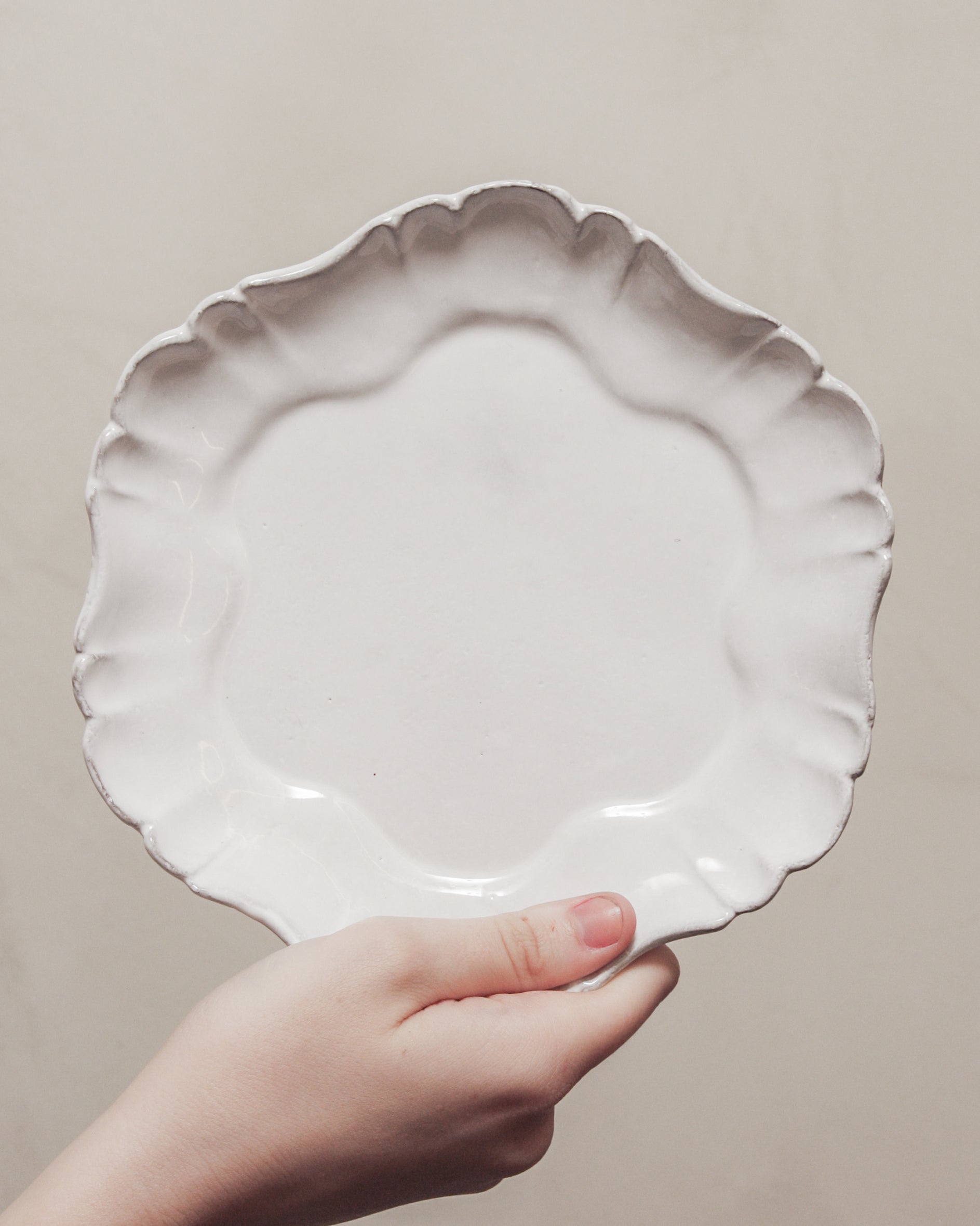 Small Victor Plate – Dilettante