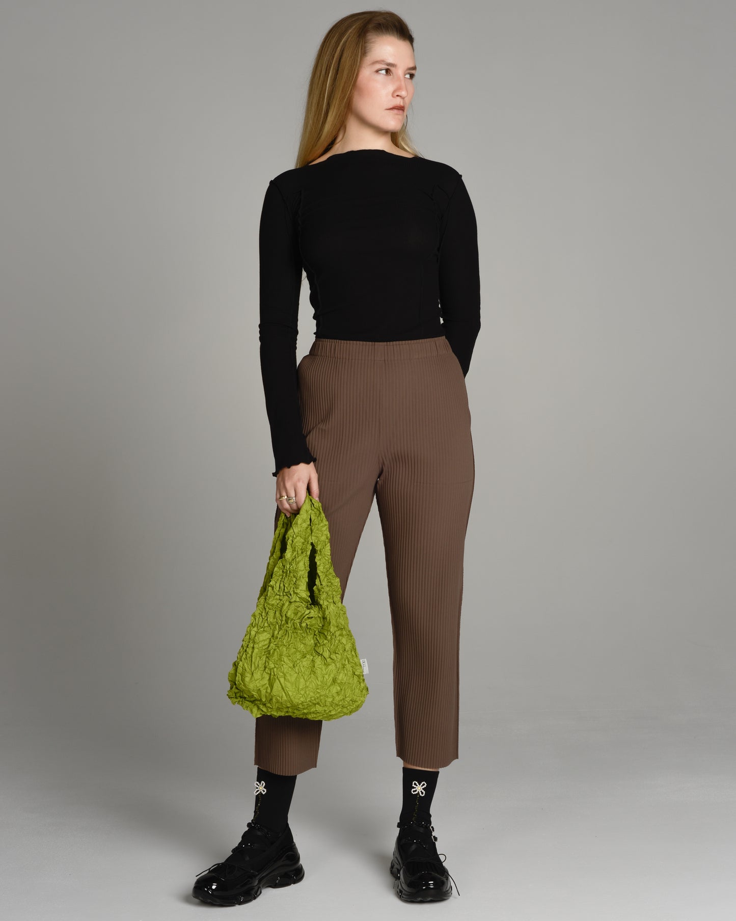 Basic Brown Fine Knit Pleat Pants