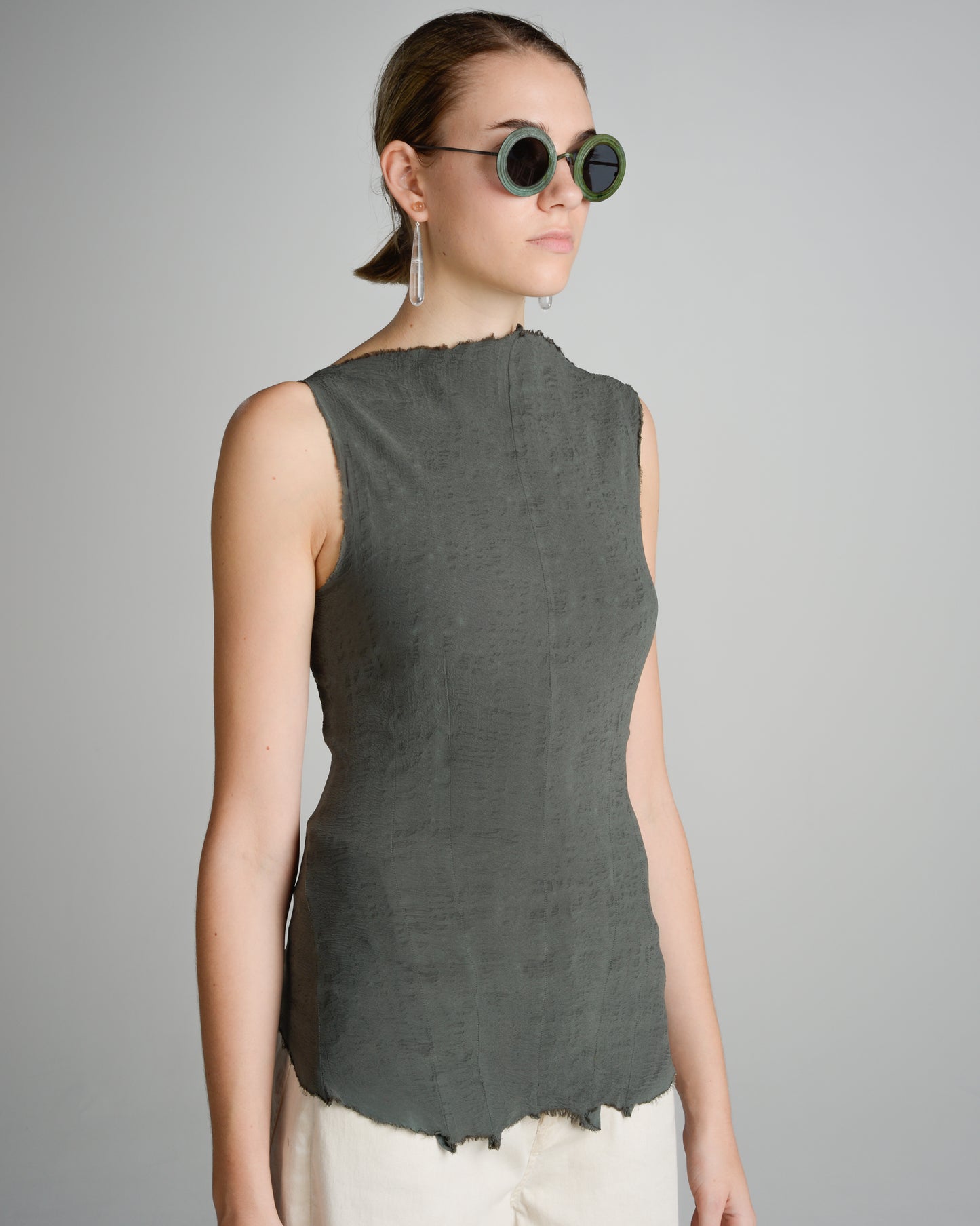 Acier Stretch Sleeveless Top