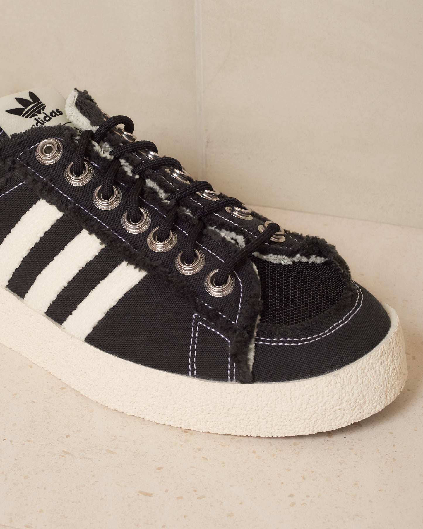 Black Campus 80S Sneakers