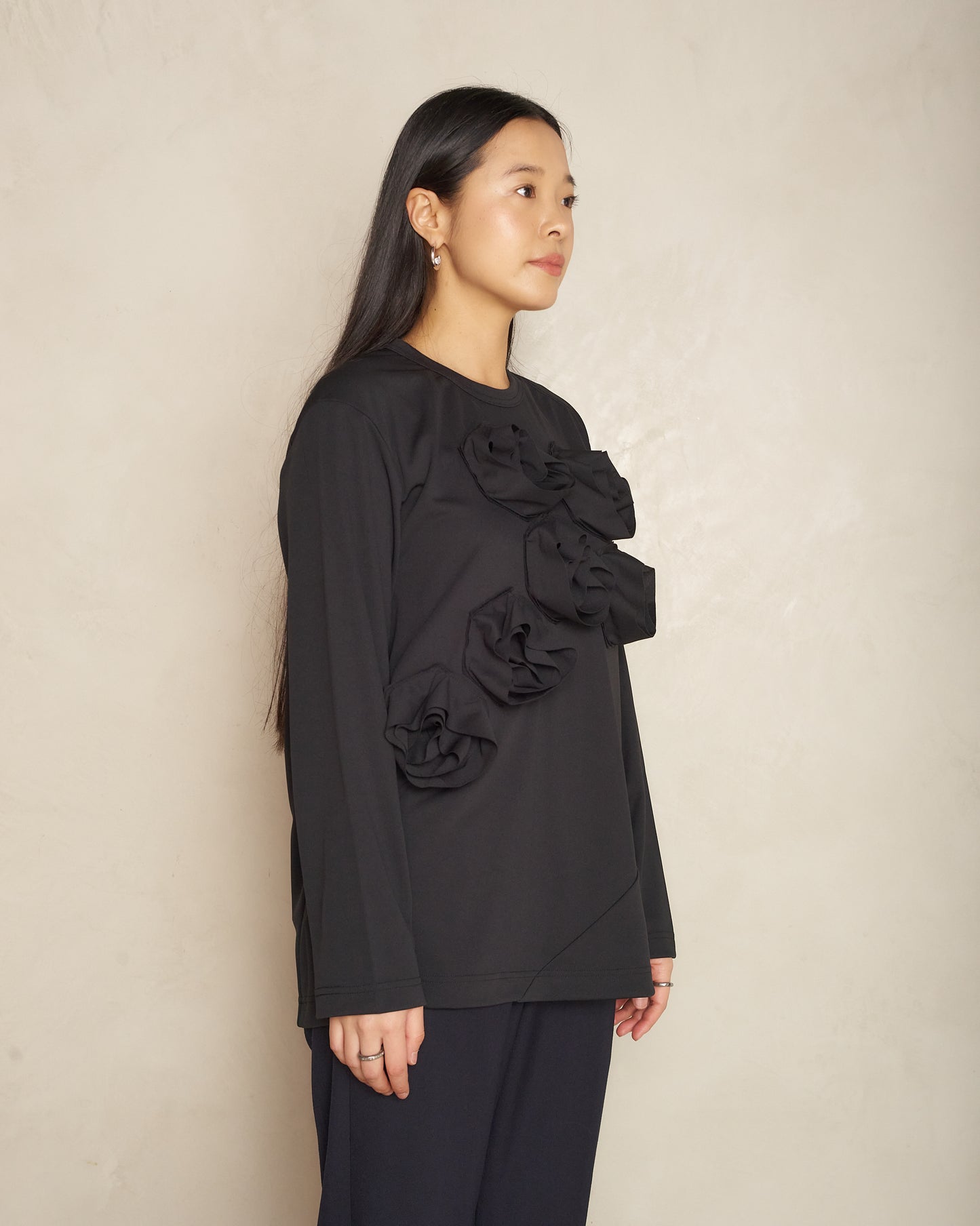 Black Floral Detail Longsleeve T-shirt