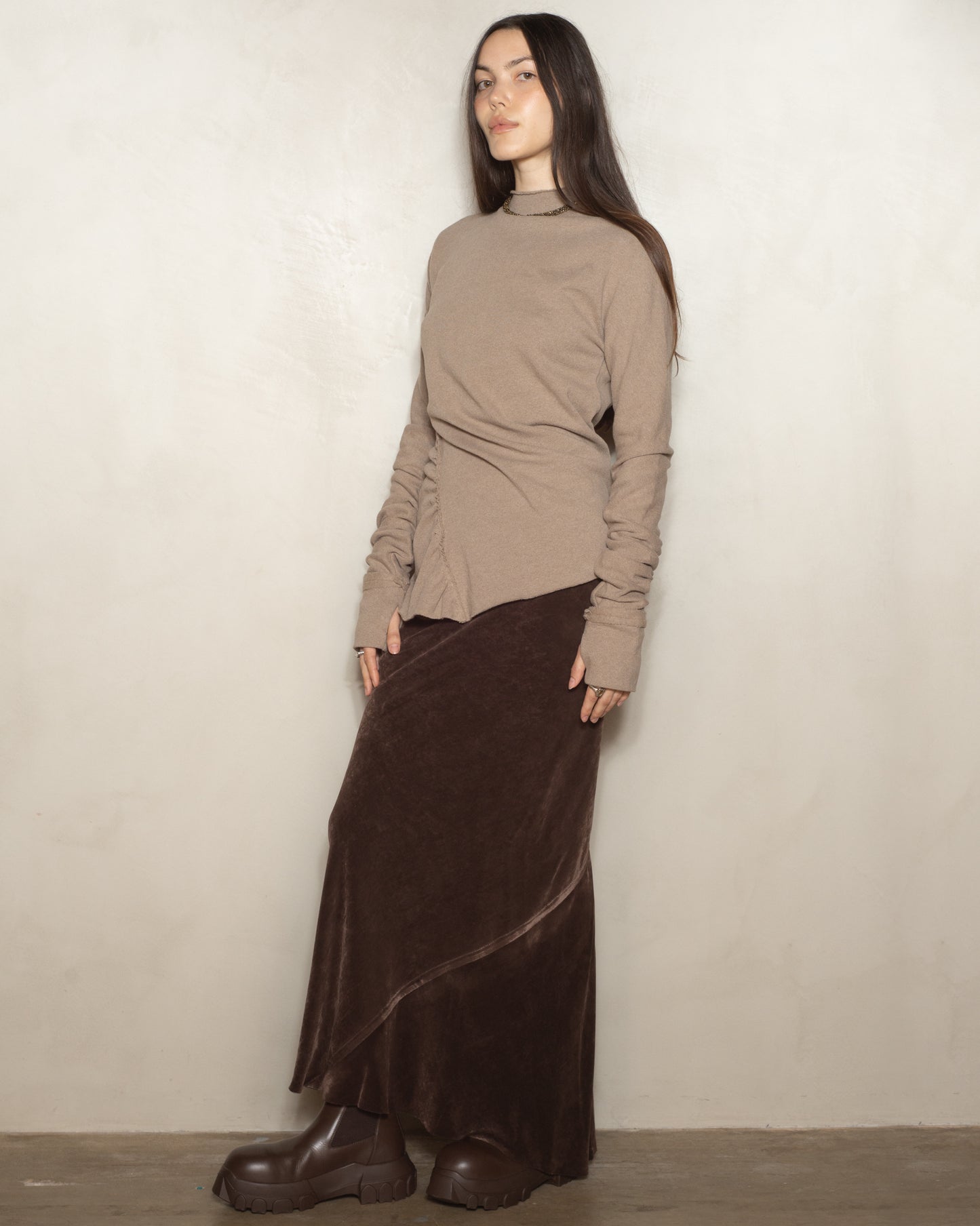 Chanvre Twisted Seam Sweater