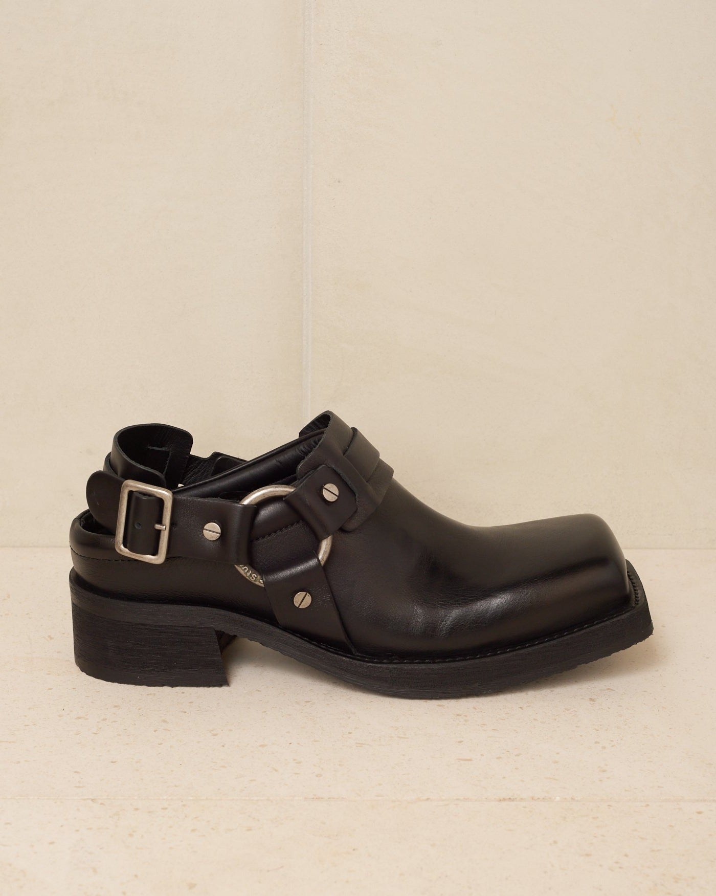 acne studios black leather buckle mules