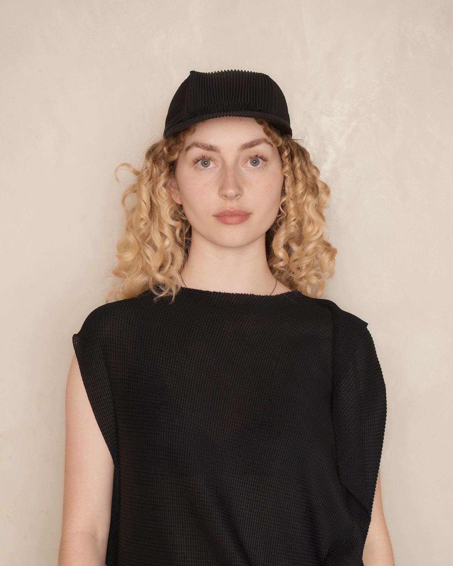 Black Pleats Cap