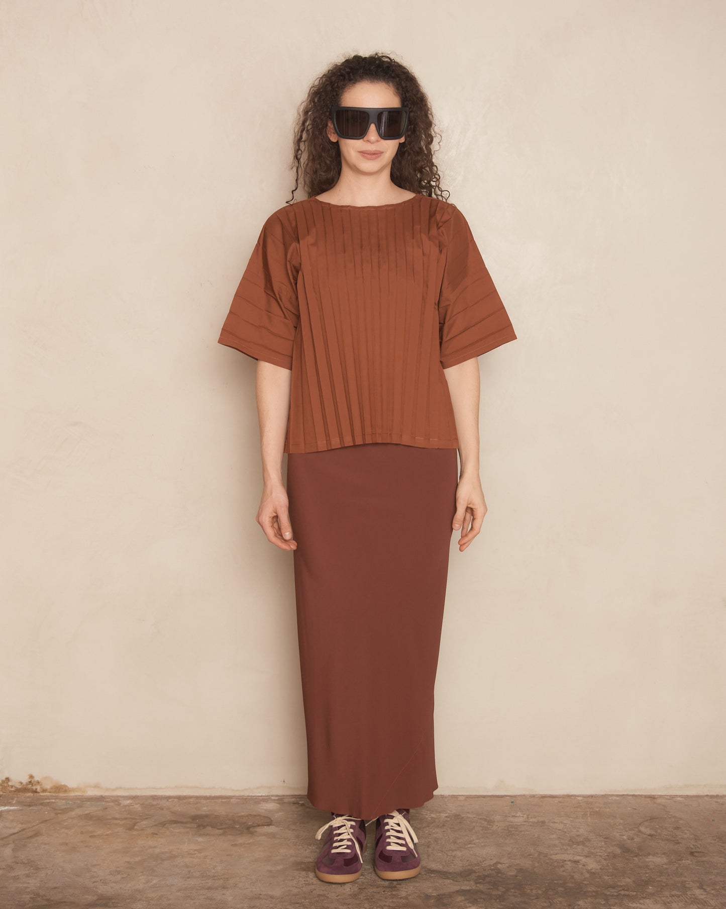 Brick Wide Pleat Top