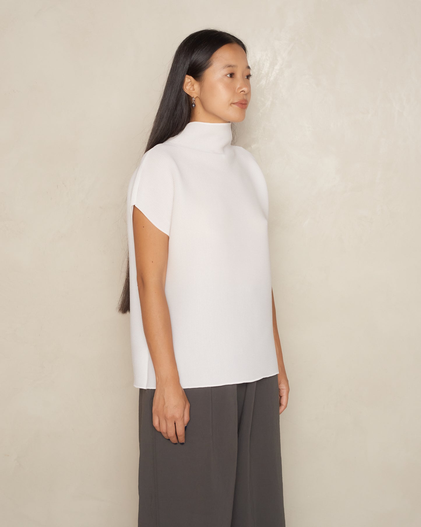 White Square Stretch Pleat Top