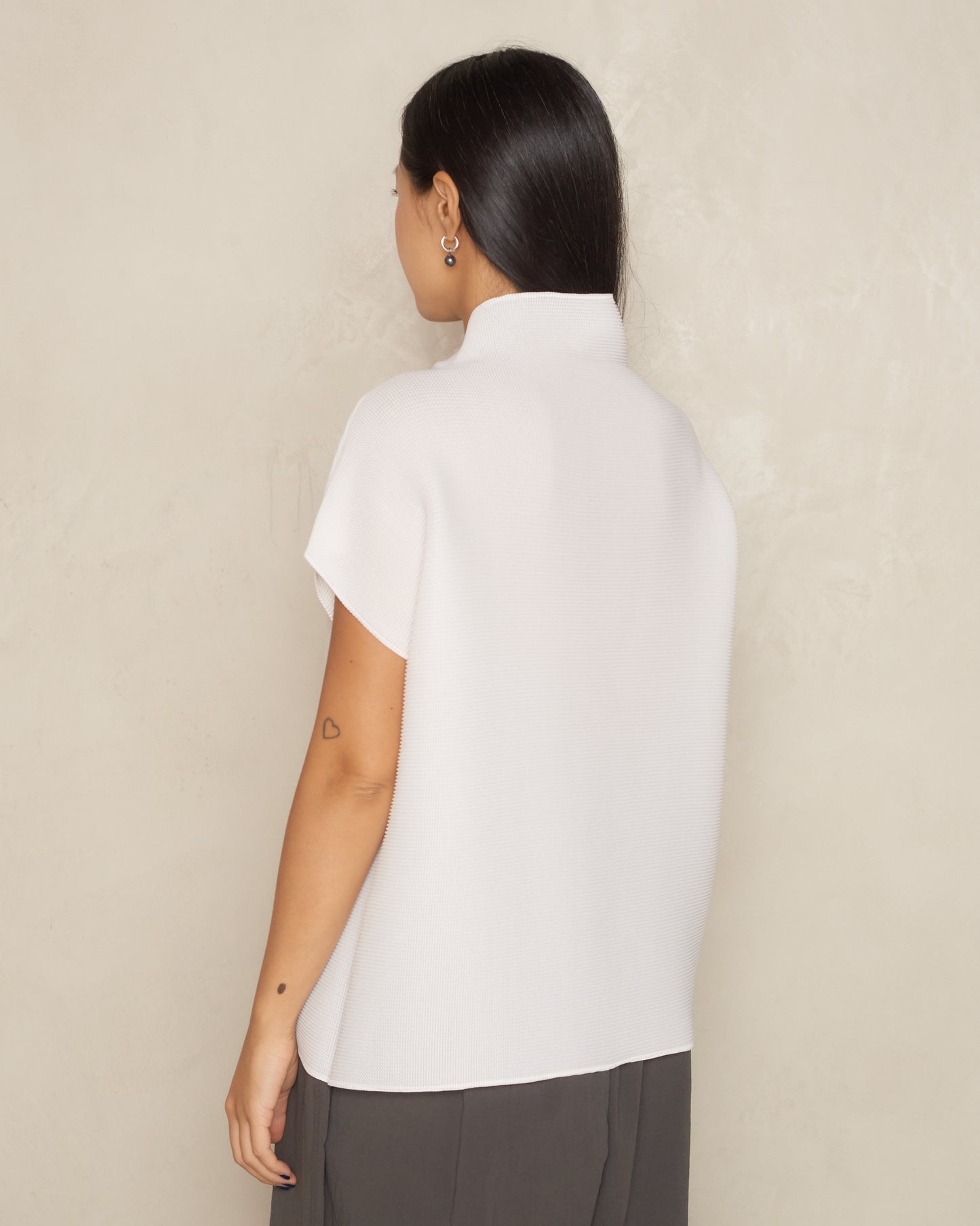 White Square Stretch Pleat Top