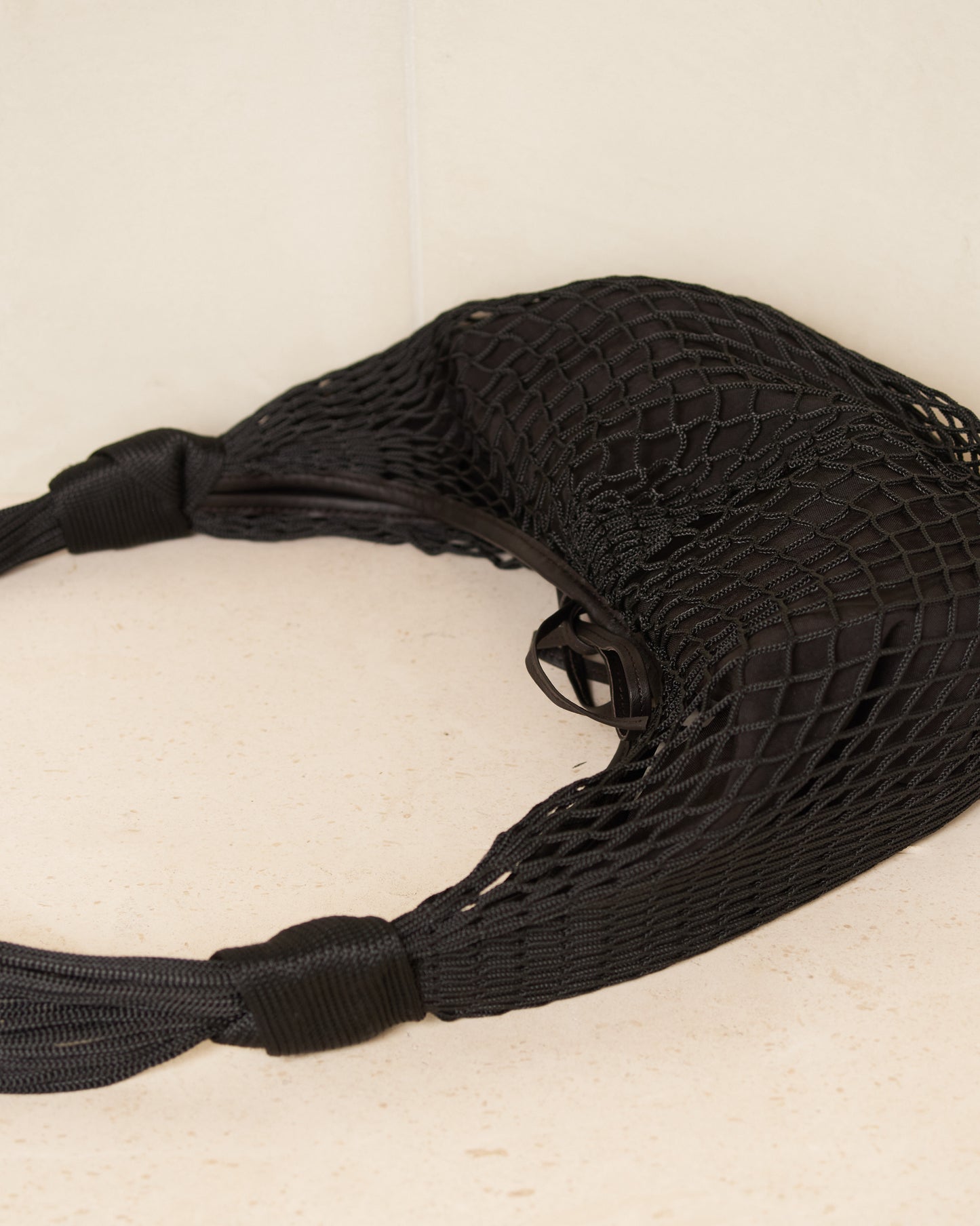 Black Croissant Netted Filt Bag