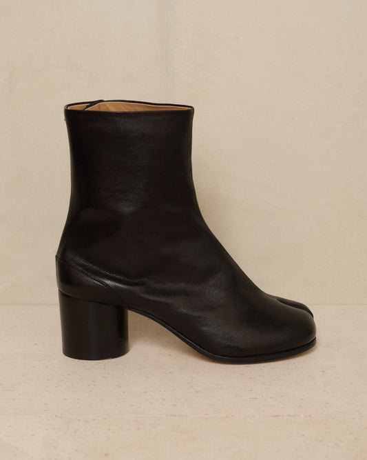 maison margiela black leather tabi boot