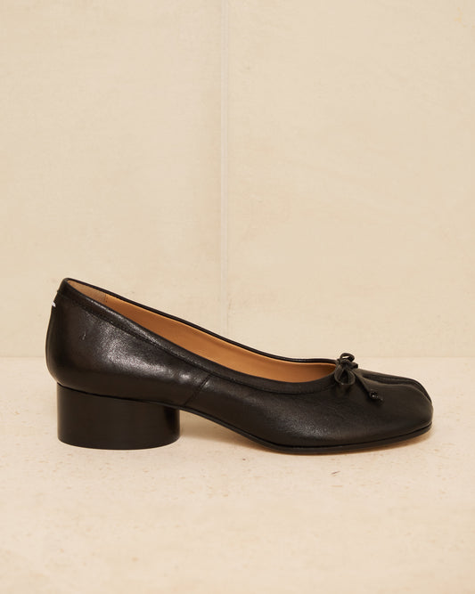 Black Tabi Ballerina Pumps