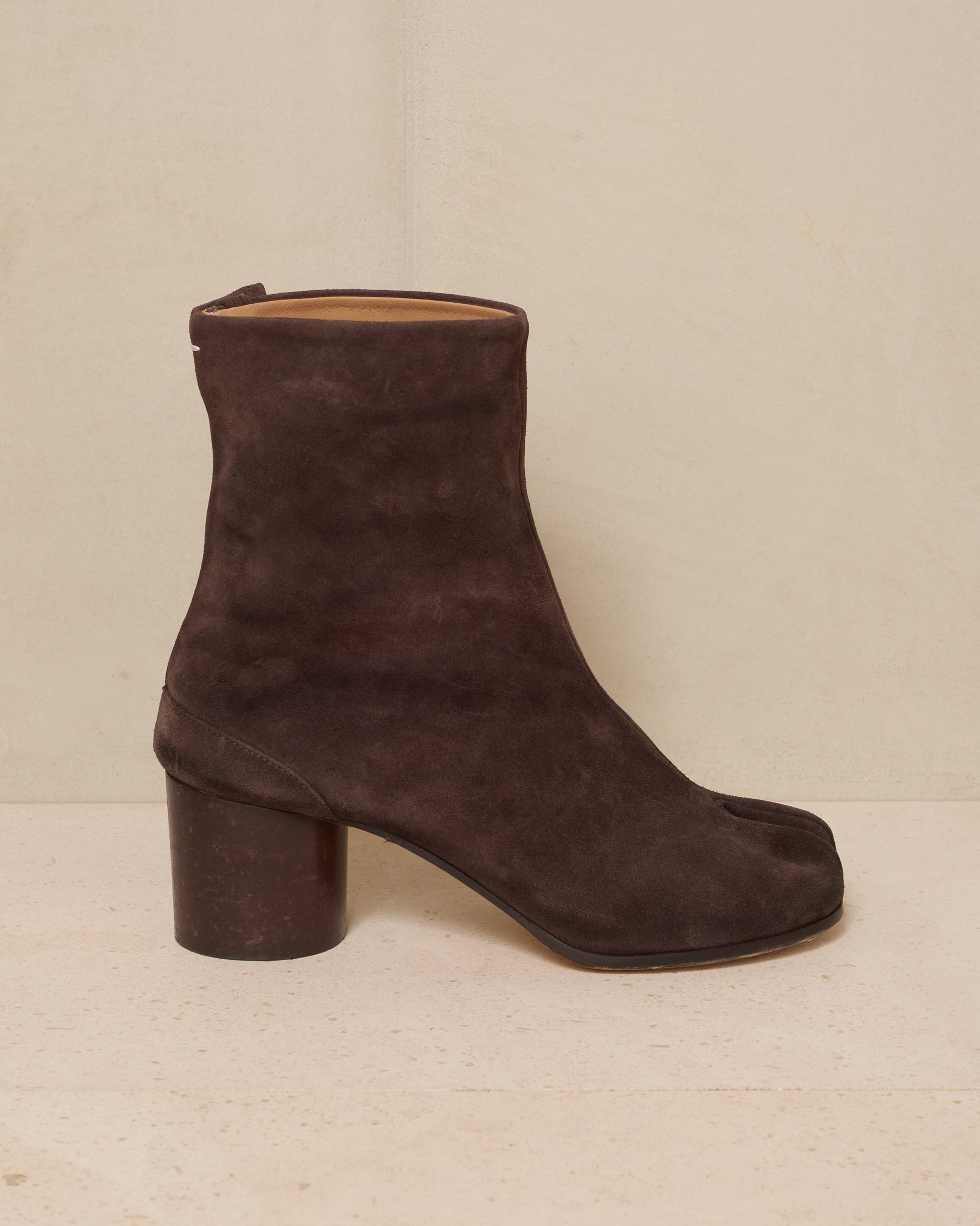 maison margiela brown suede tabi boots