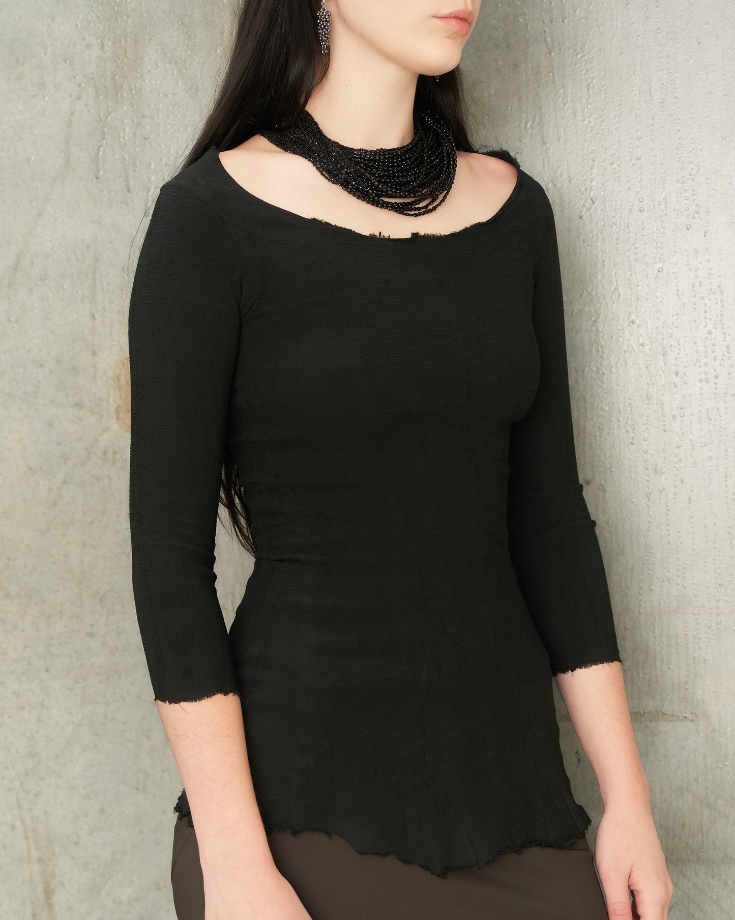 Noir Mid Sleeve Stretch Top