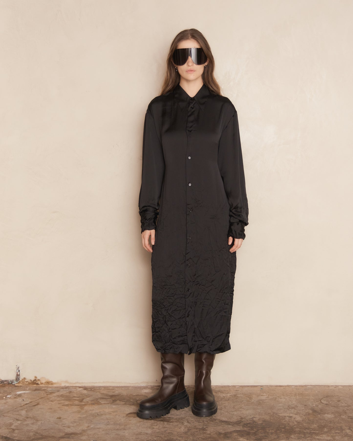 Black Long Sleeve Crinkle Midi Dress