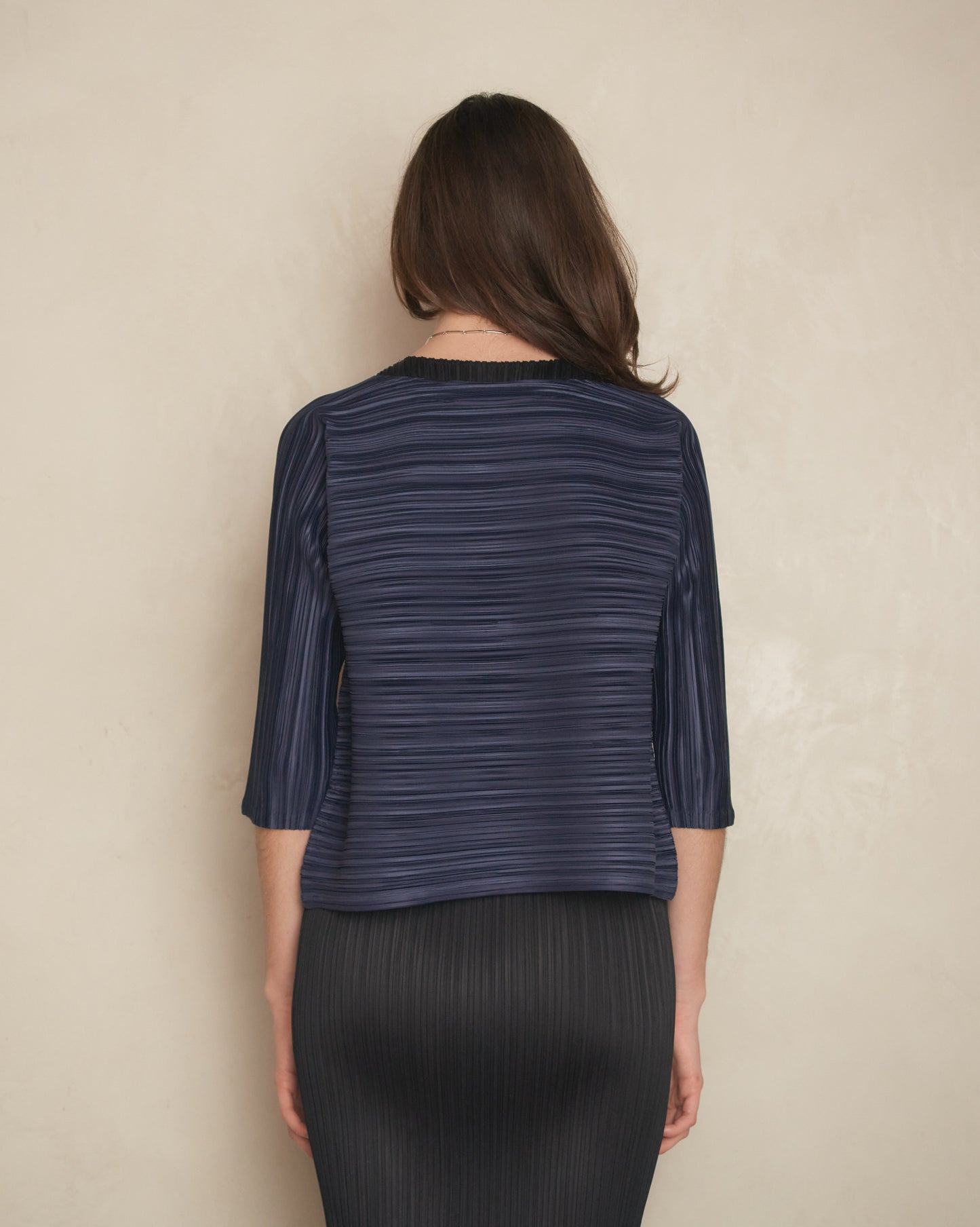 Navy Sheer Bounce Mid Sleeve Top