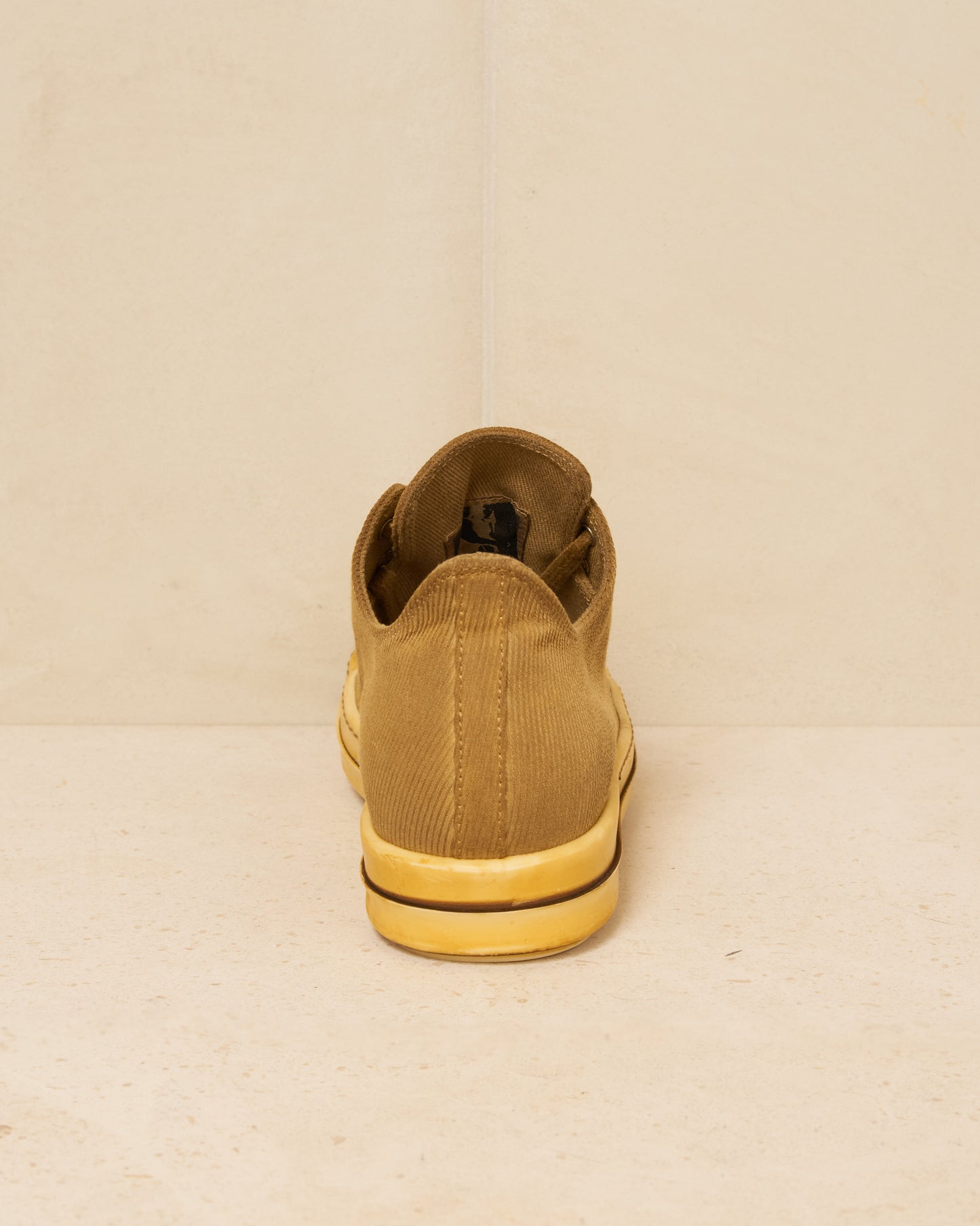 Mustard Low Sneakers