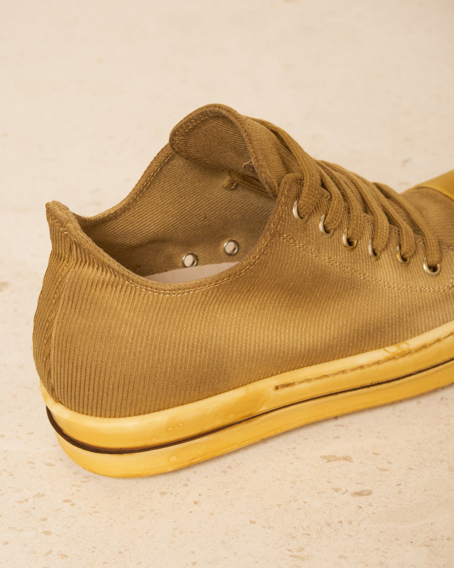 Mustard Low Sneakers