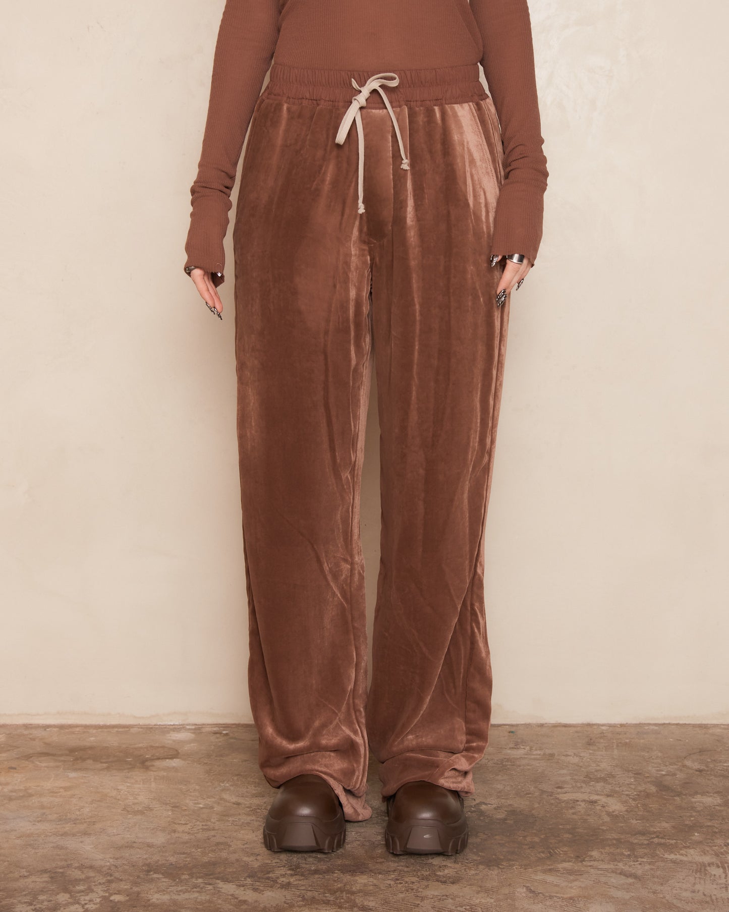 Throat Velvet Dietrich Drawstring Pants