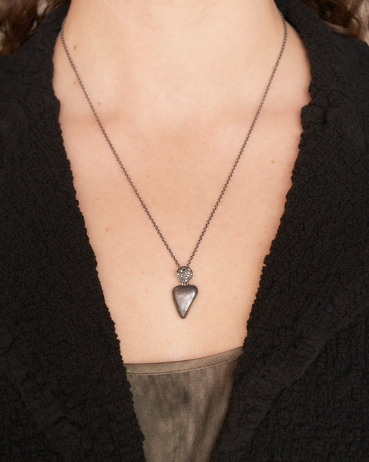 Pe Shine Heart Black Diamond Necklace