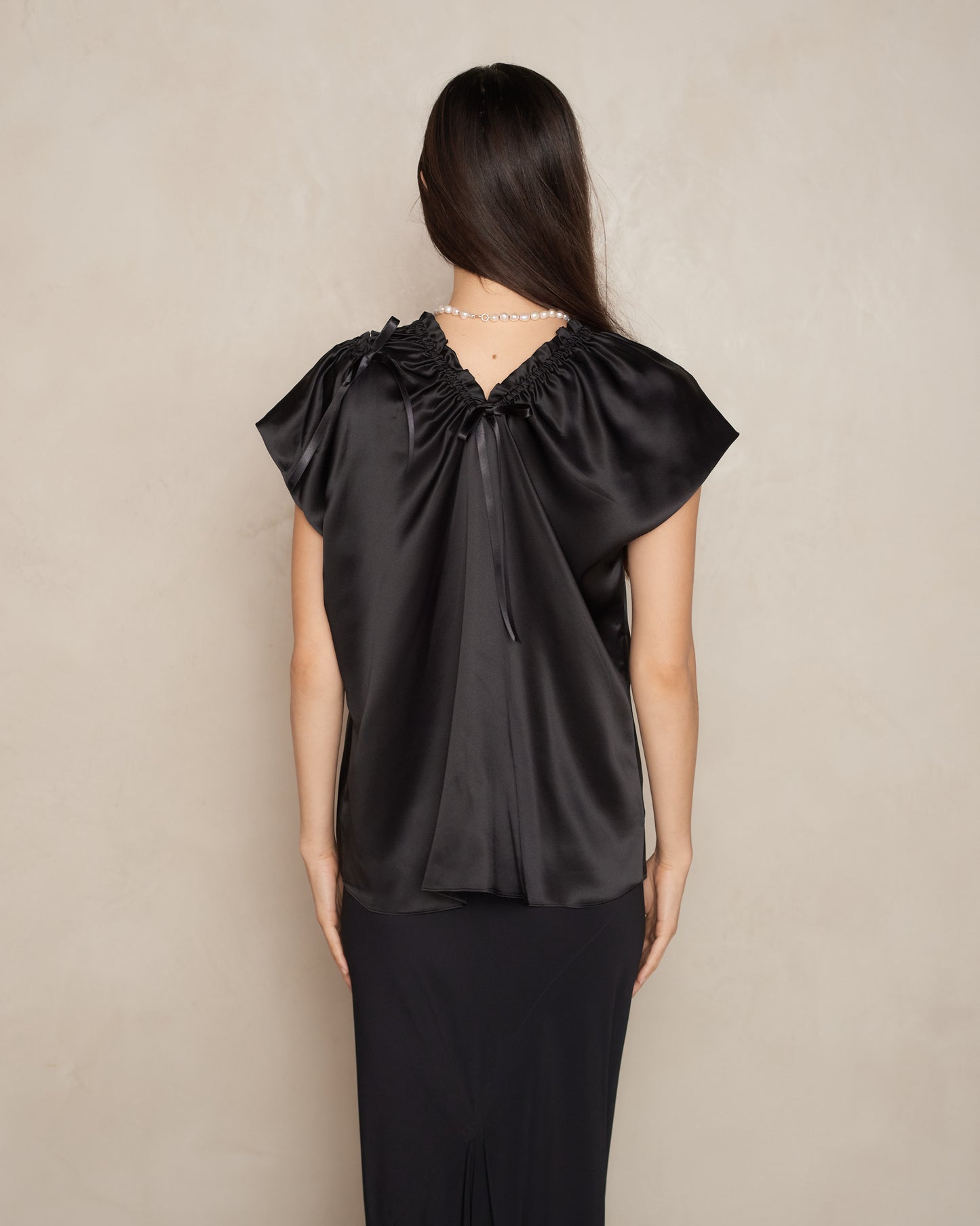 Black Cap Sleeve Shoulder Bite Top