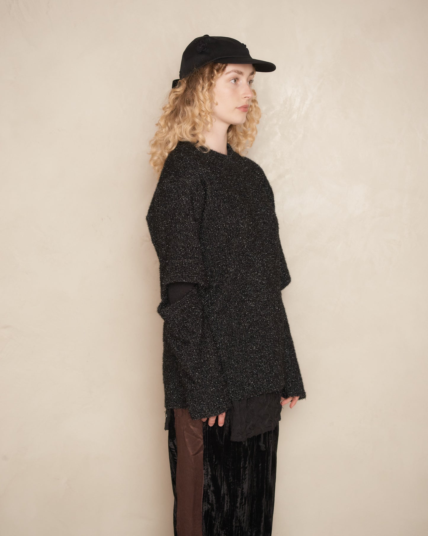 Black Speckled Split Sleeve Knit Pullover