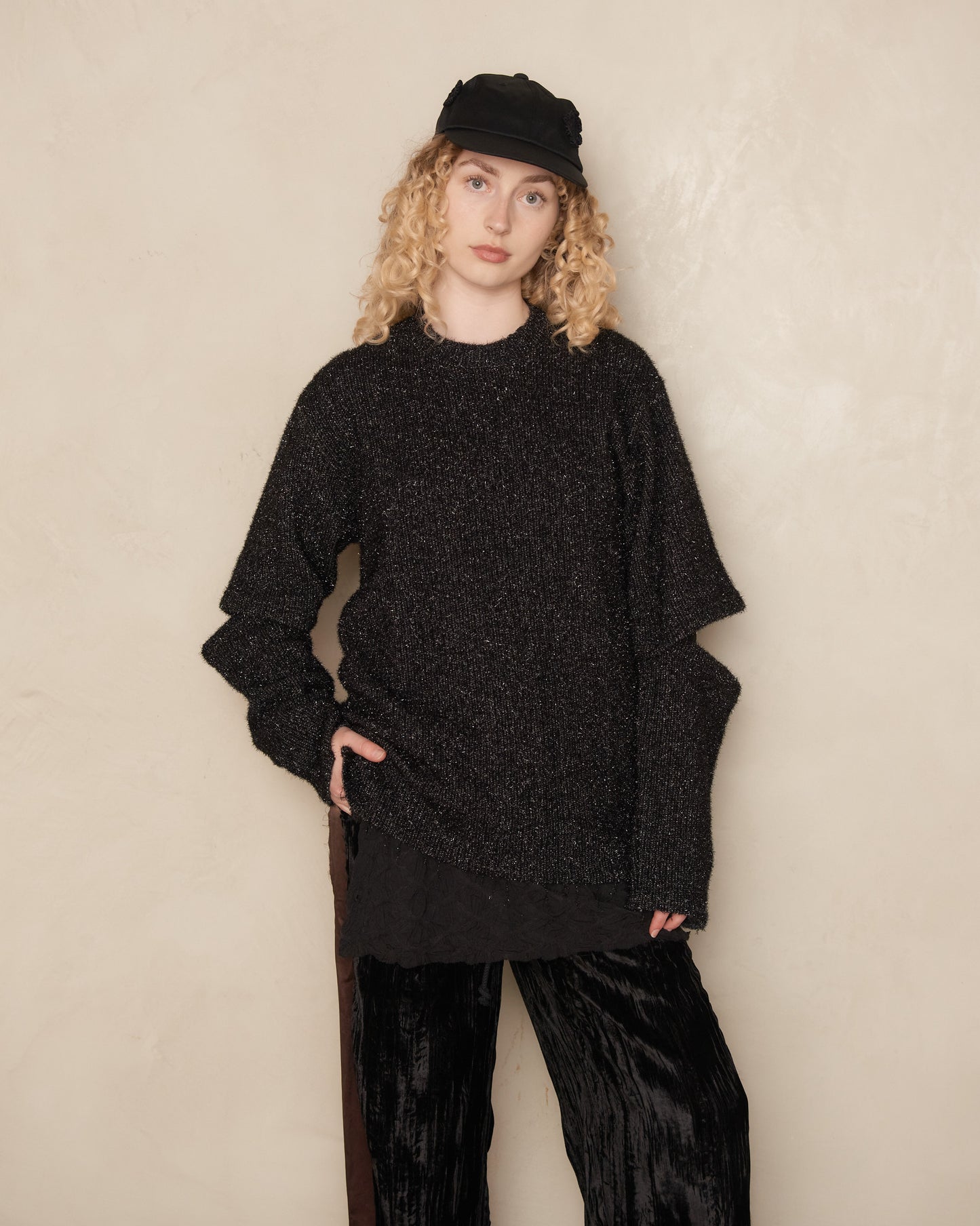 Black Speckled Split Sleeve Knit Pullover