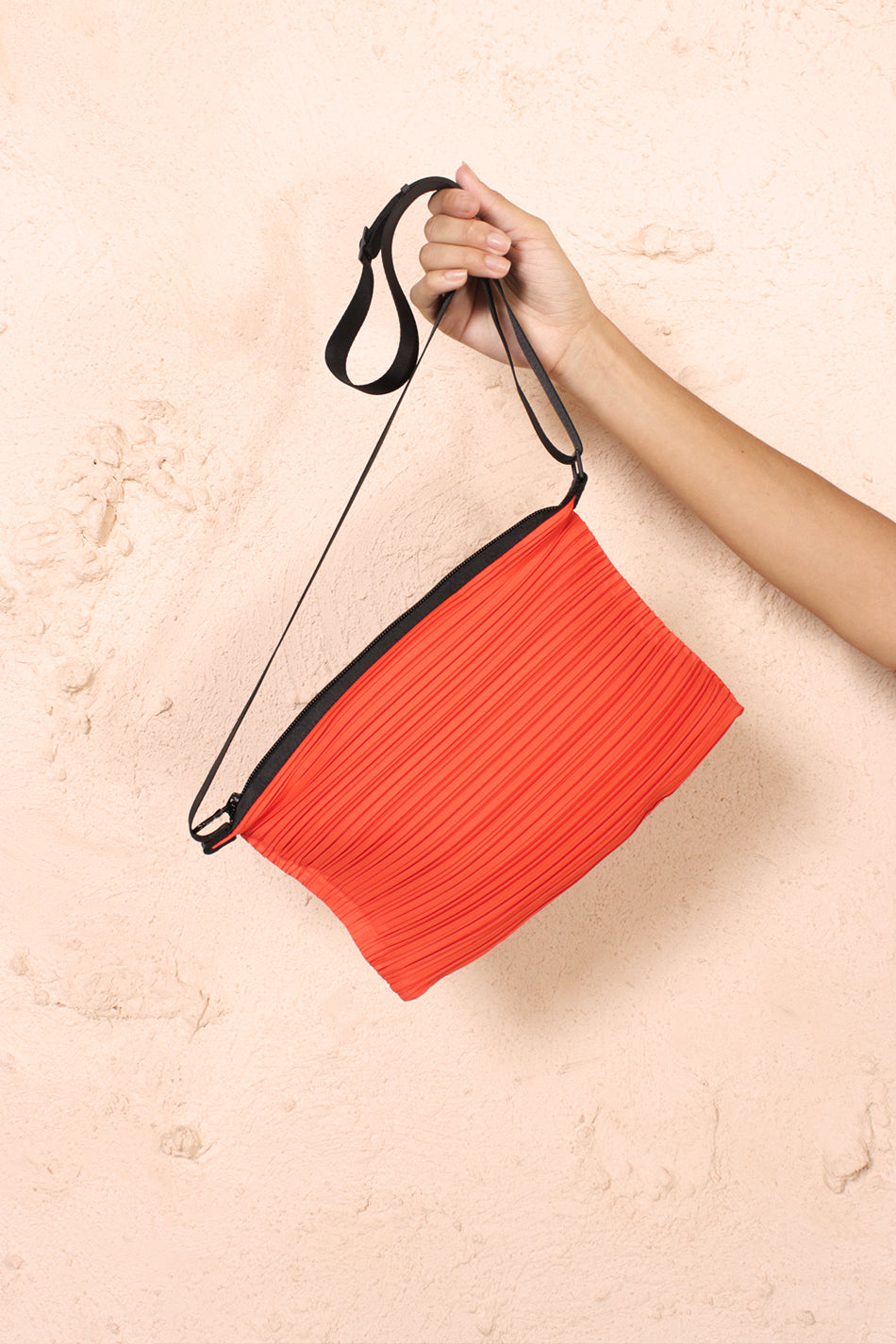 Pleated Zipped Bag Orange