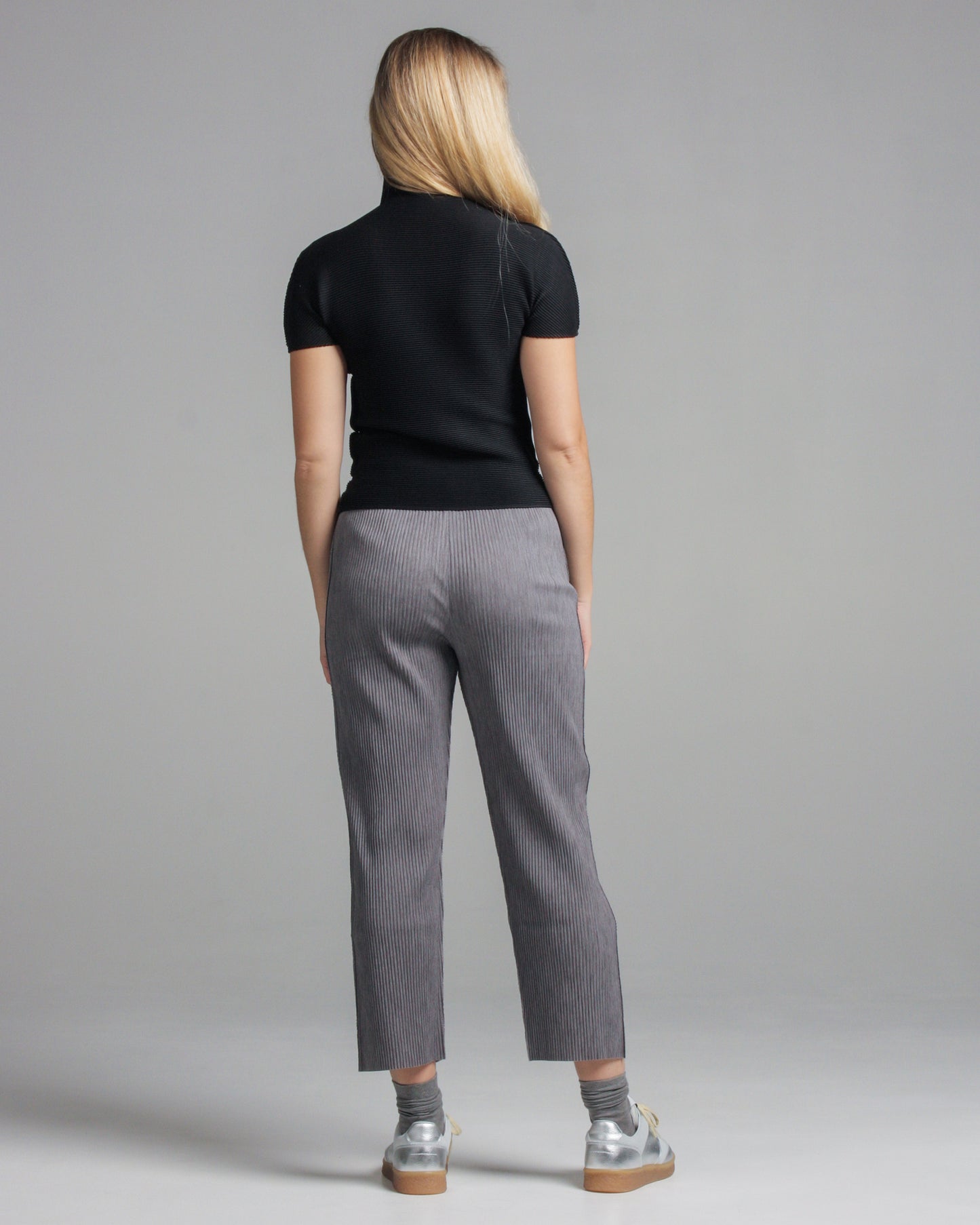 Grey Pleated Fine Knit Trouser