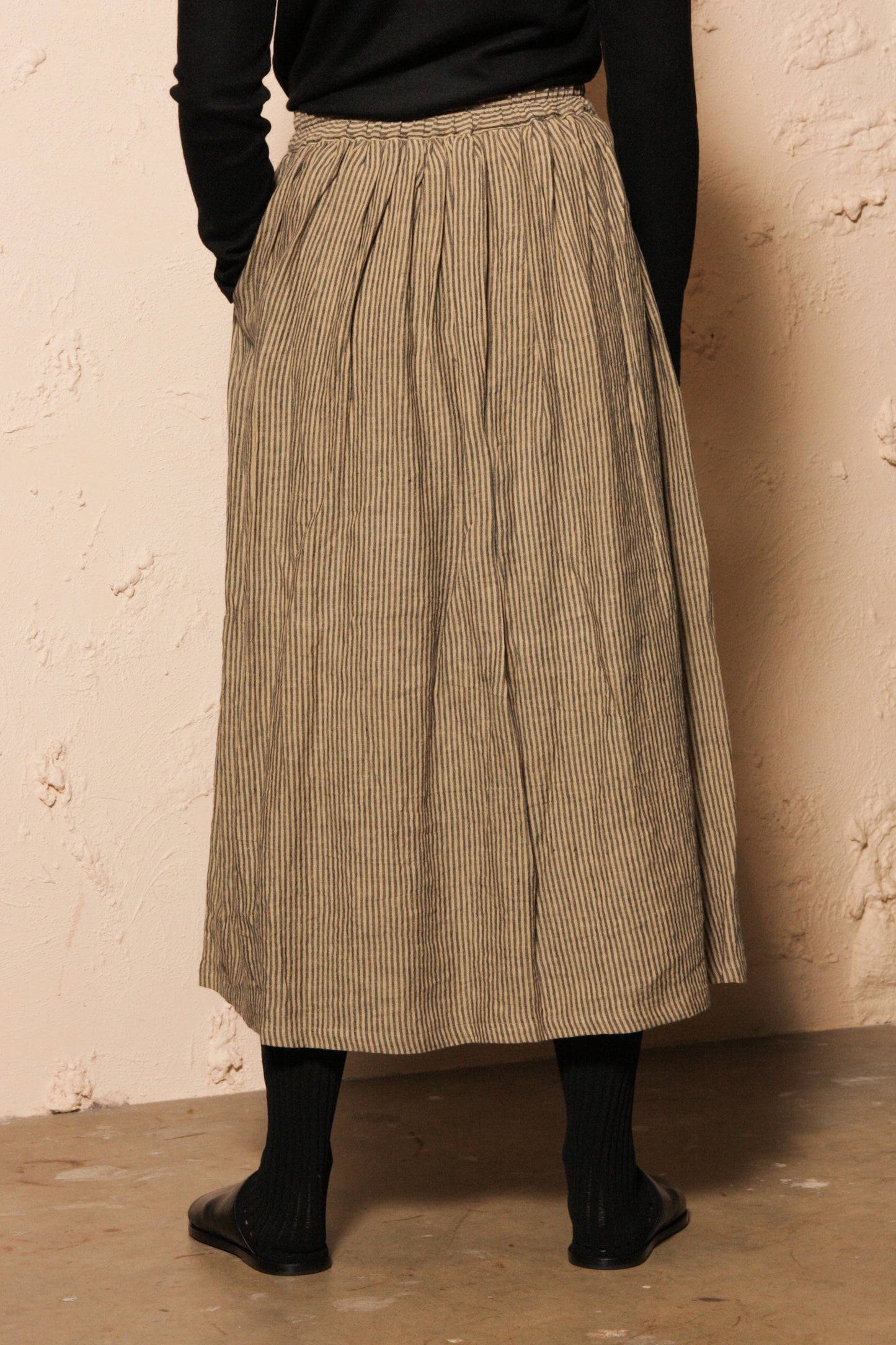 Azumadaki Stripe Skirt Beige