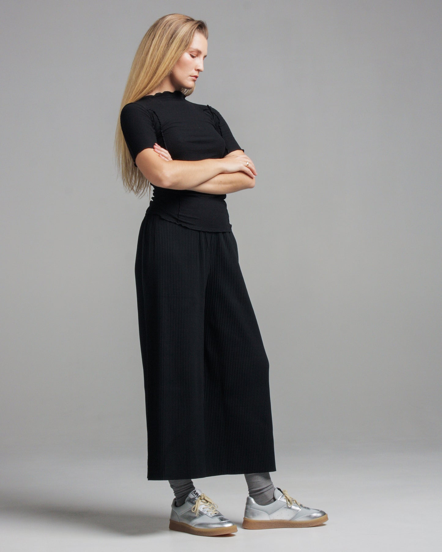 Classic Soft Pleated Wide Leg Trouser