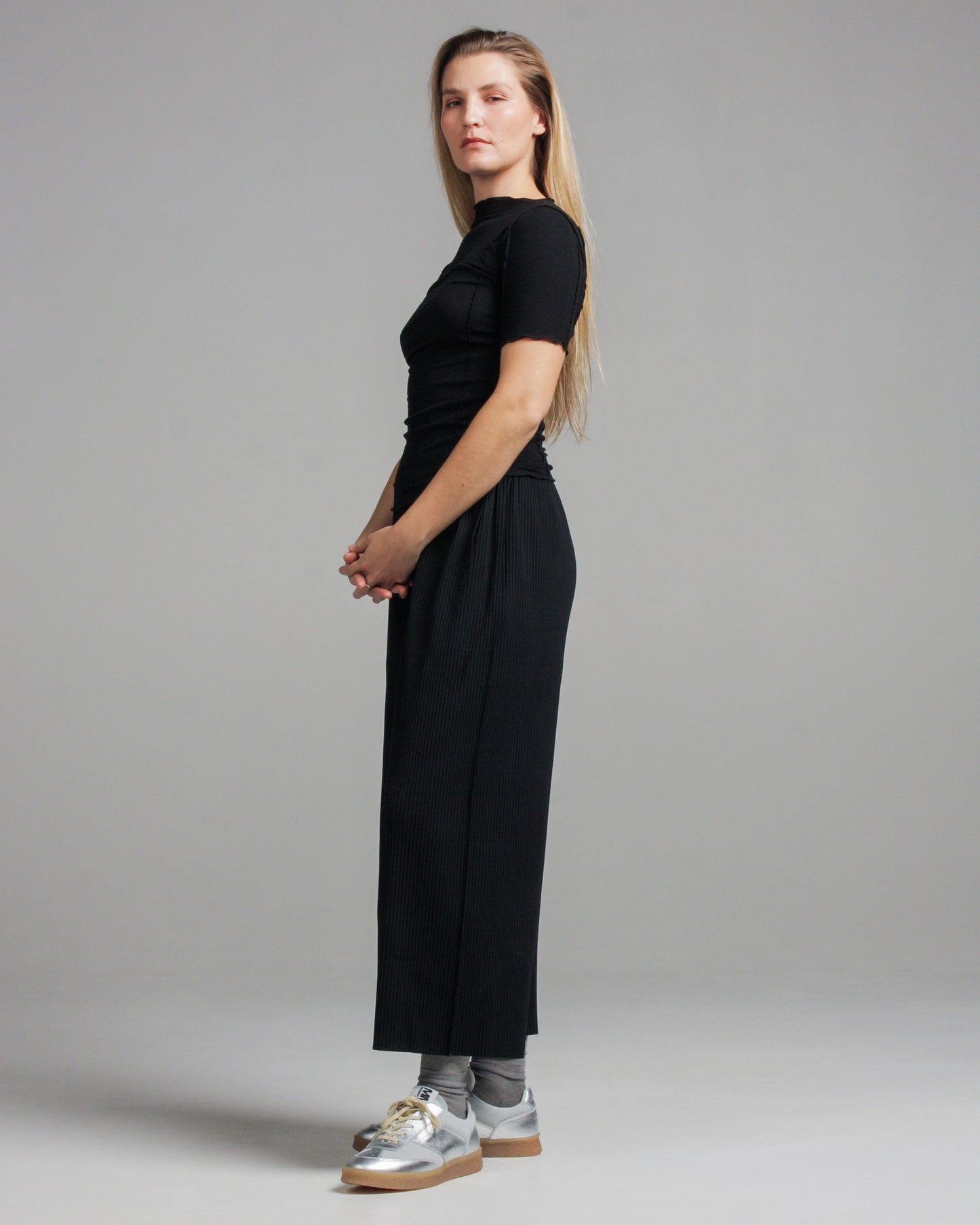 Classic Soft Pleated Wide Leg Trouser