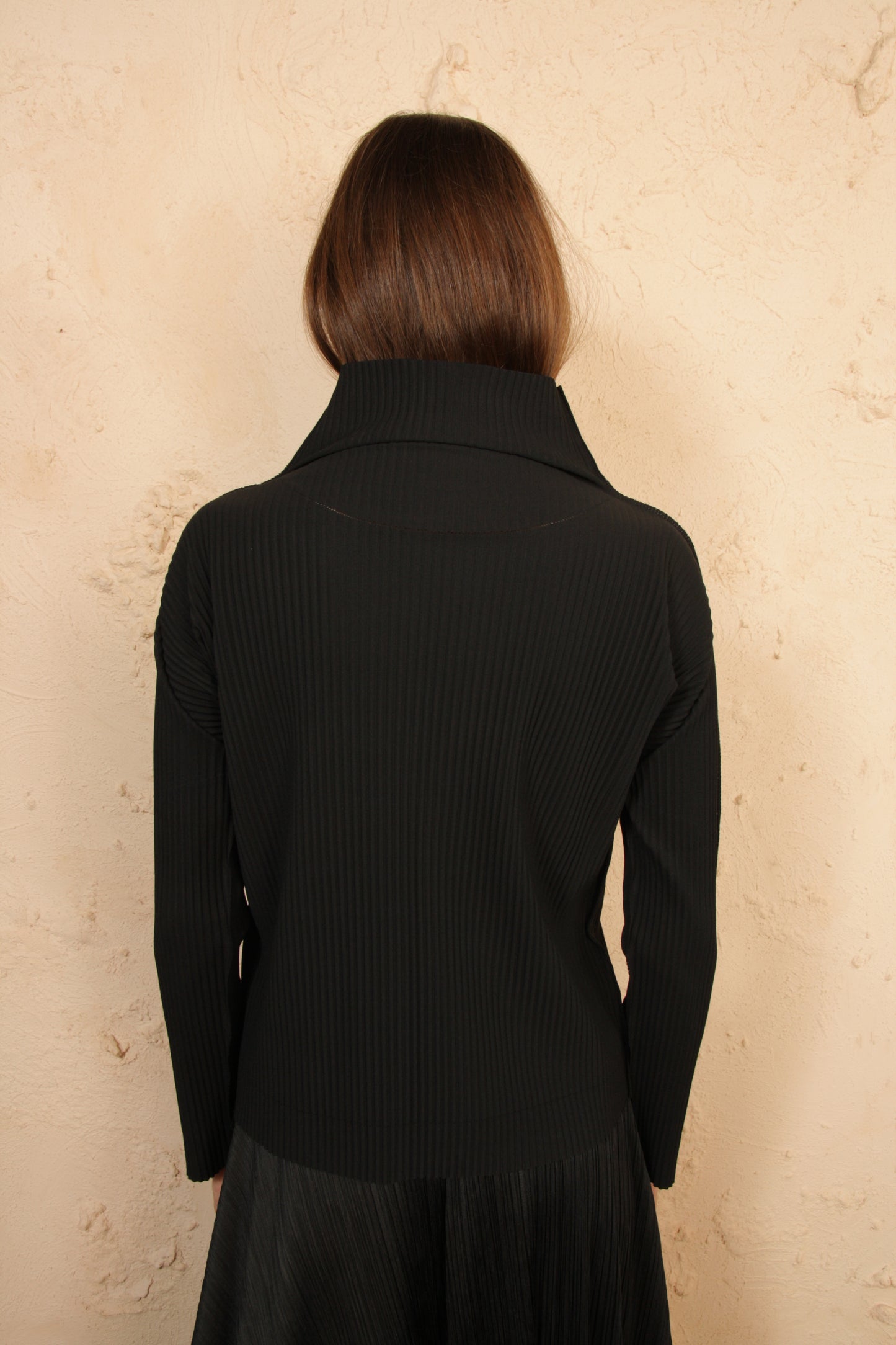 Apoc Turtle Neck Top