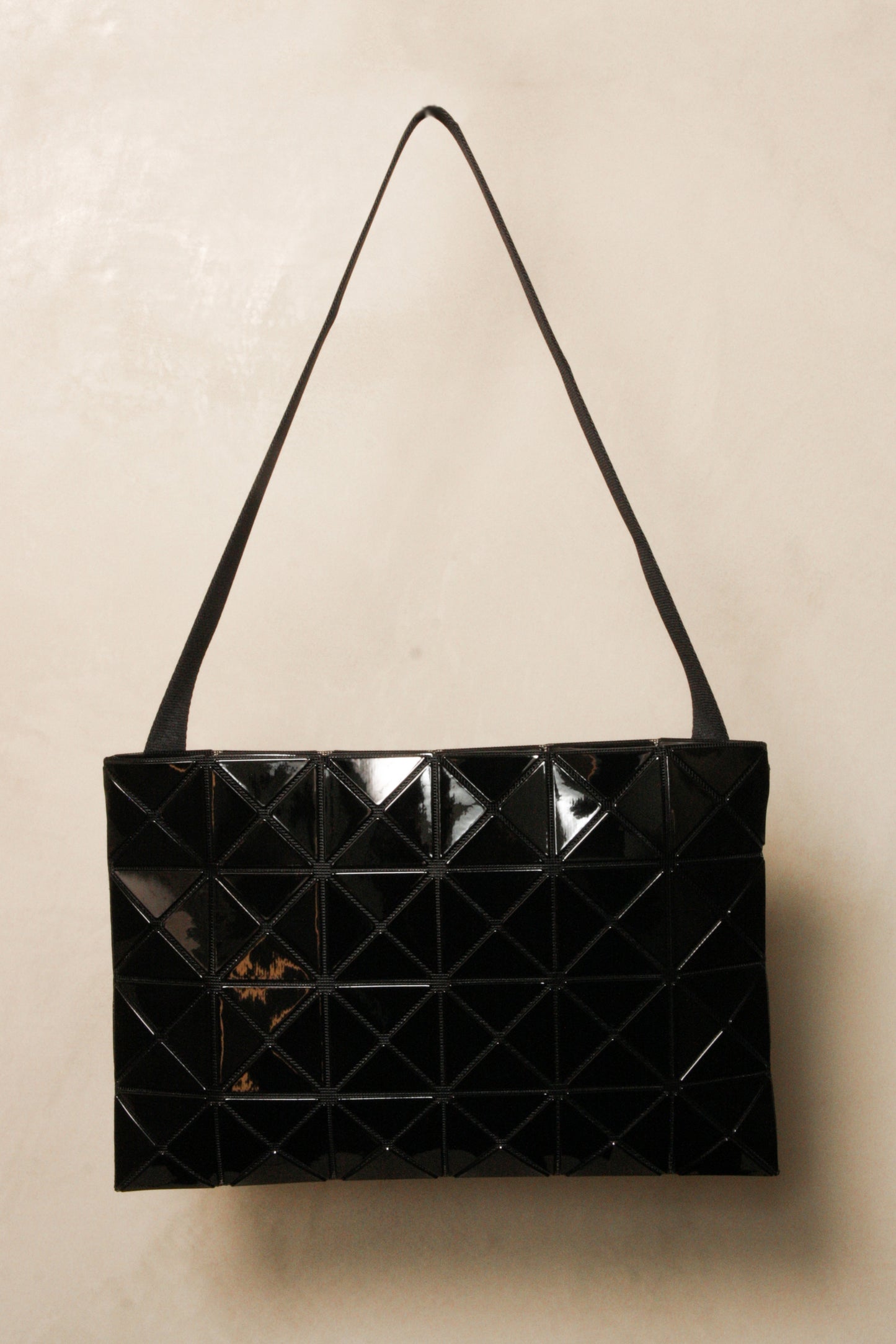 Lucent Large Crossbody Black