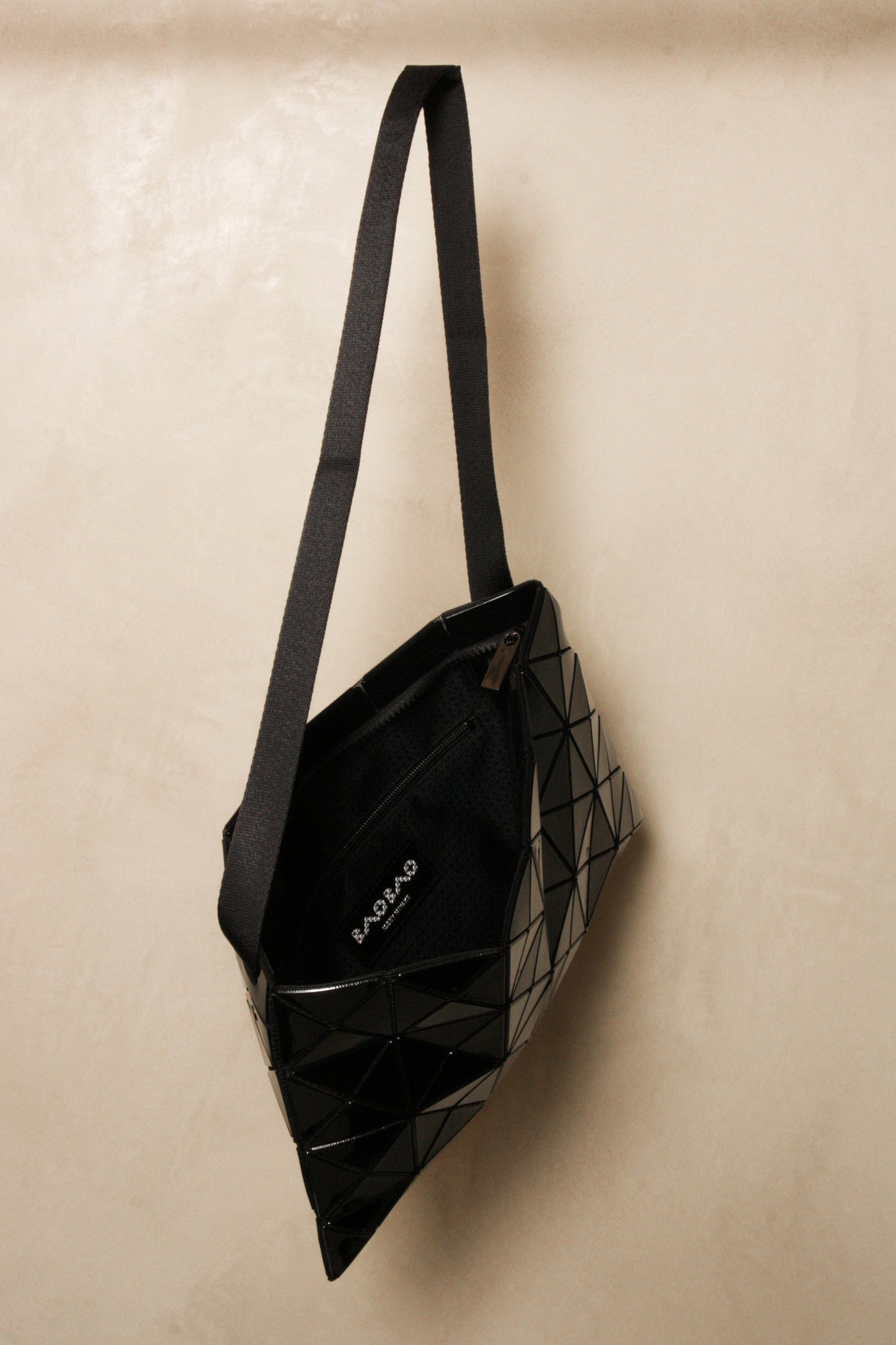 Lucent Large Crossbody Black