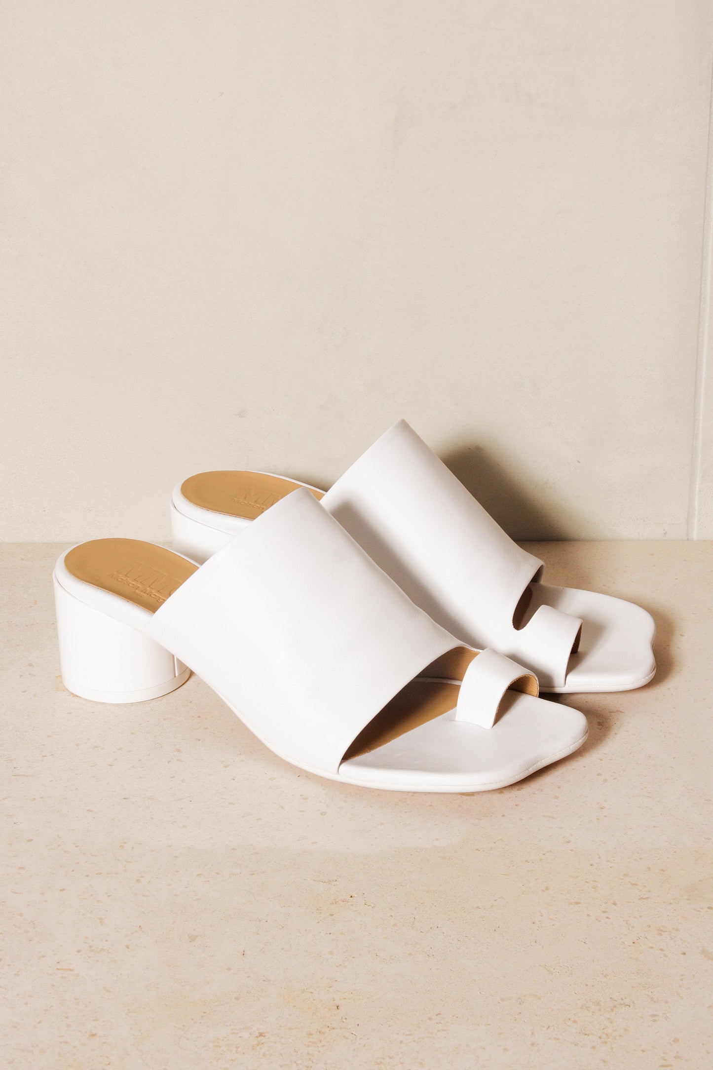 Toe Loop Sandal White