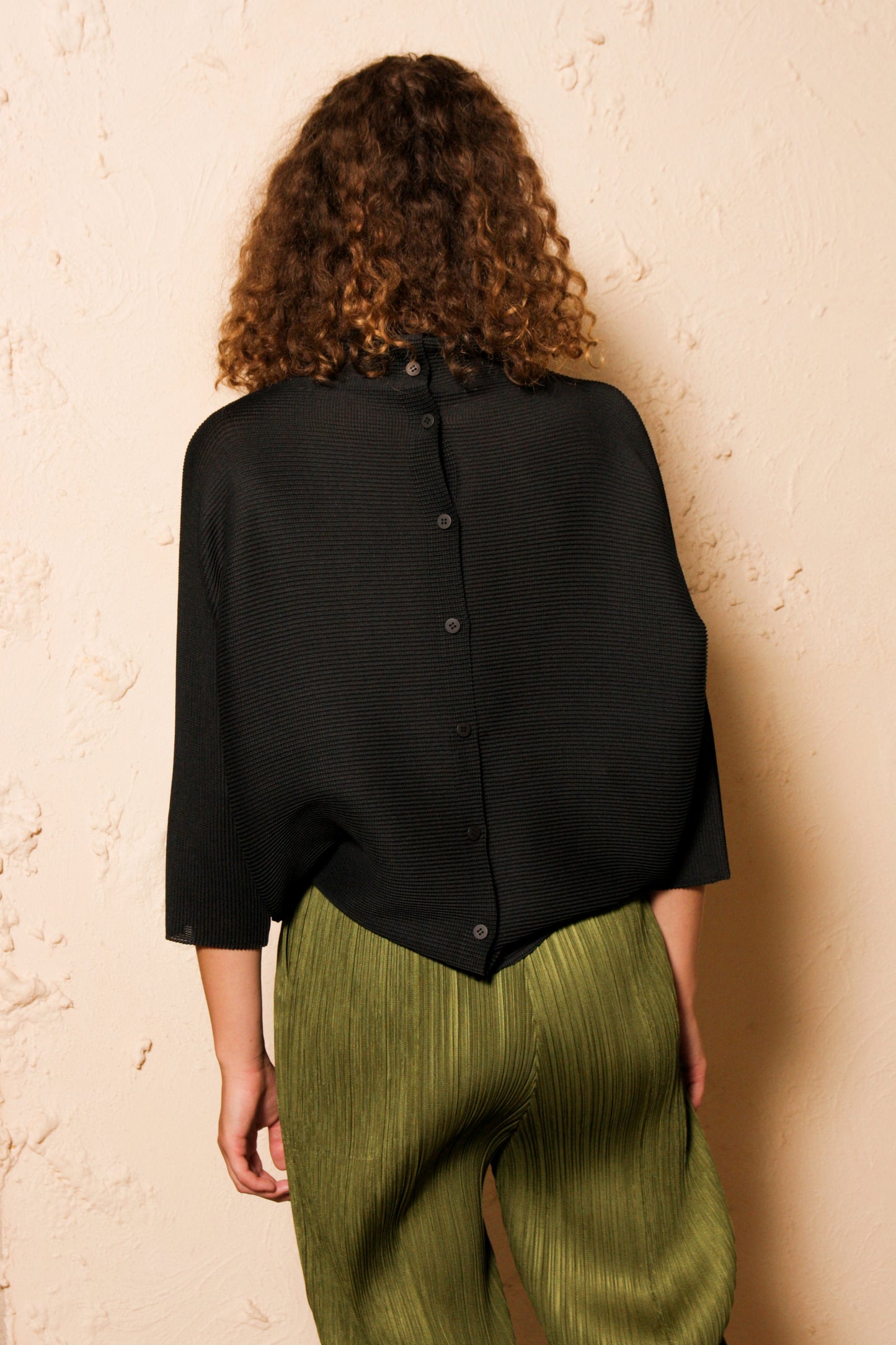 Dolman Black Micropleated Top