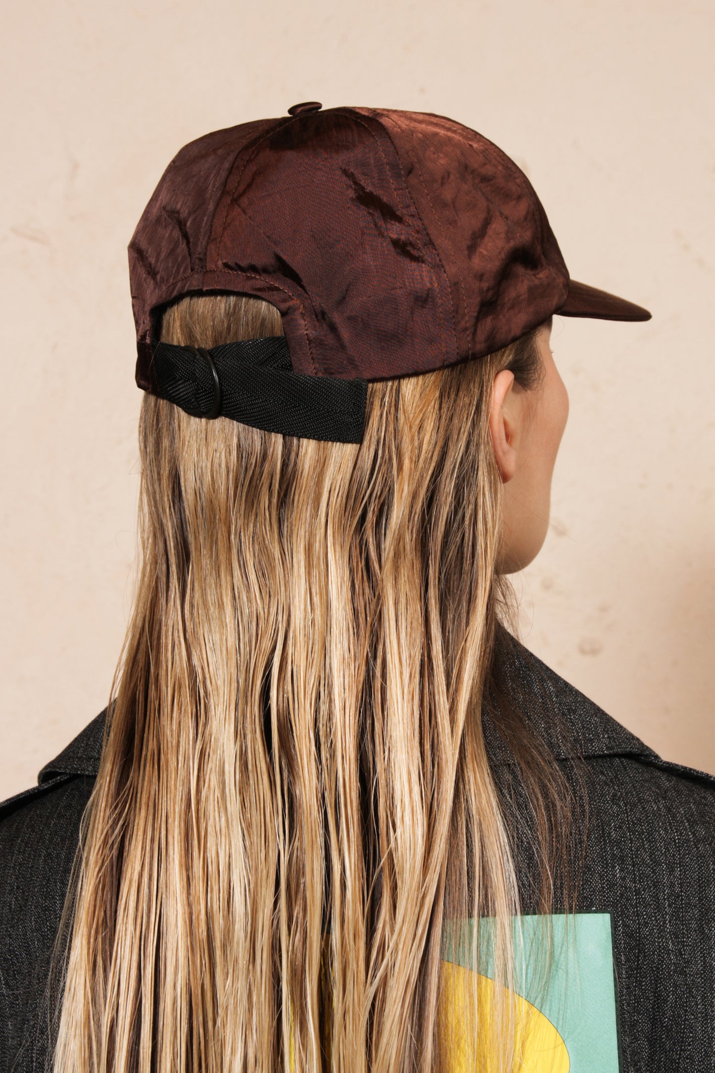 Arat Burgundy Cap