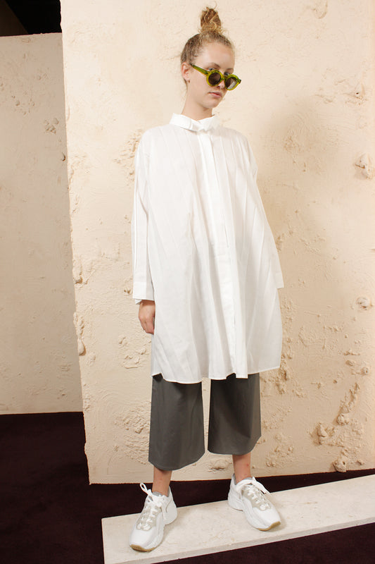 Wide Pleated Shirt