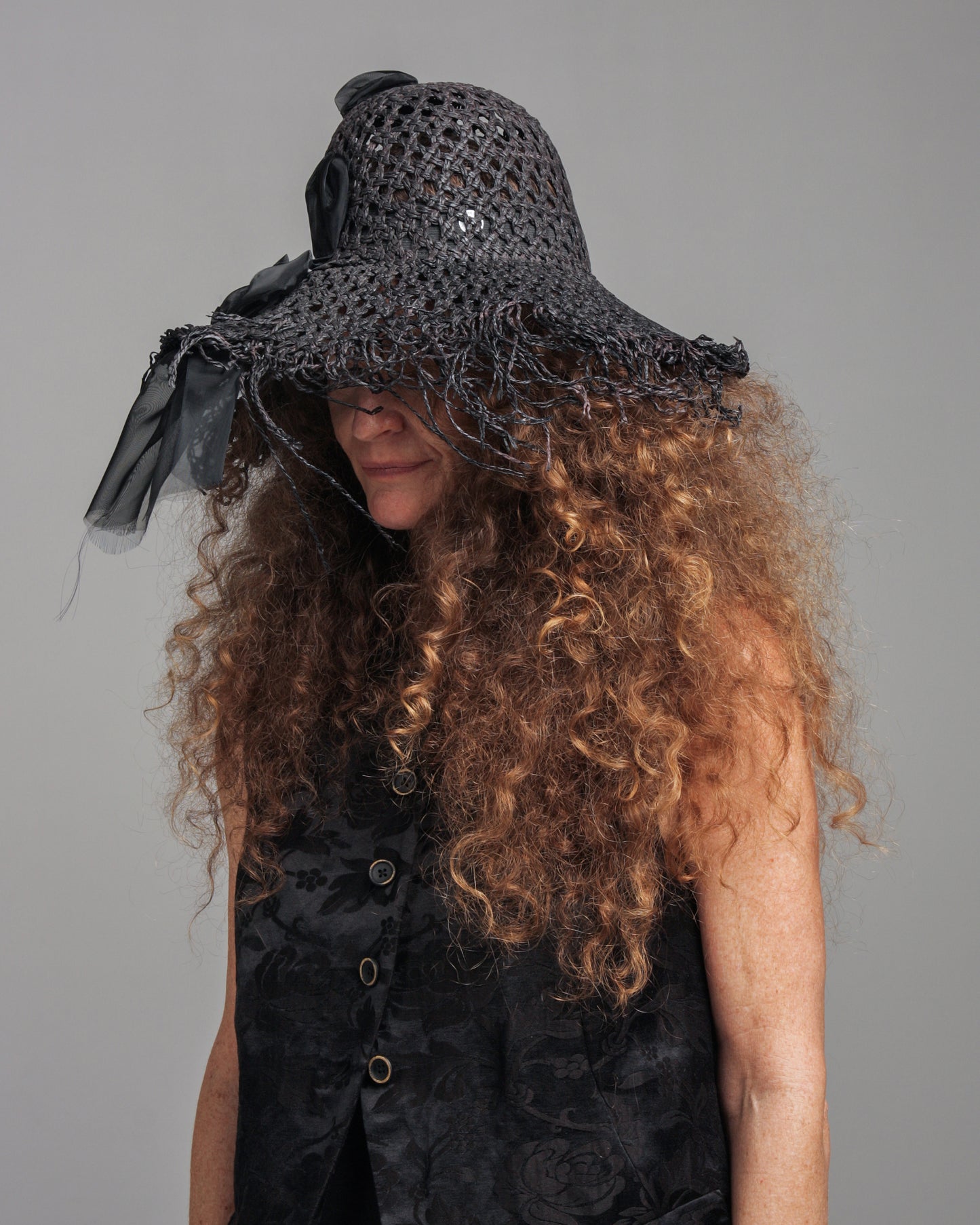 Dohan Black Paper Hat