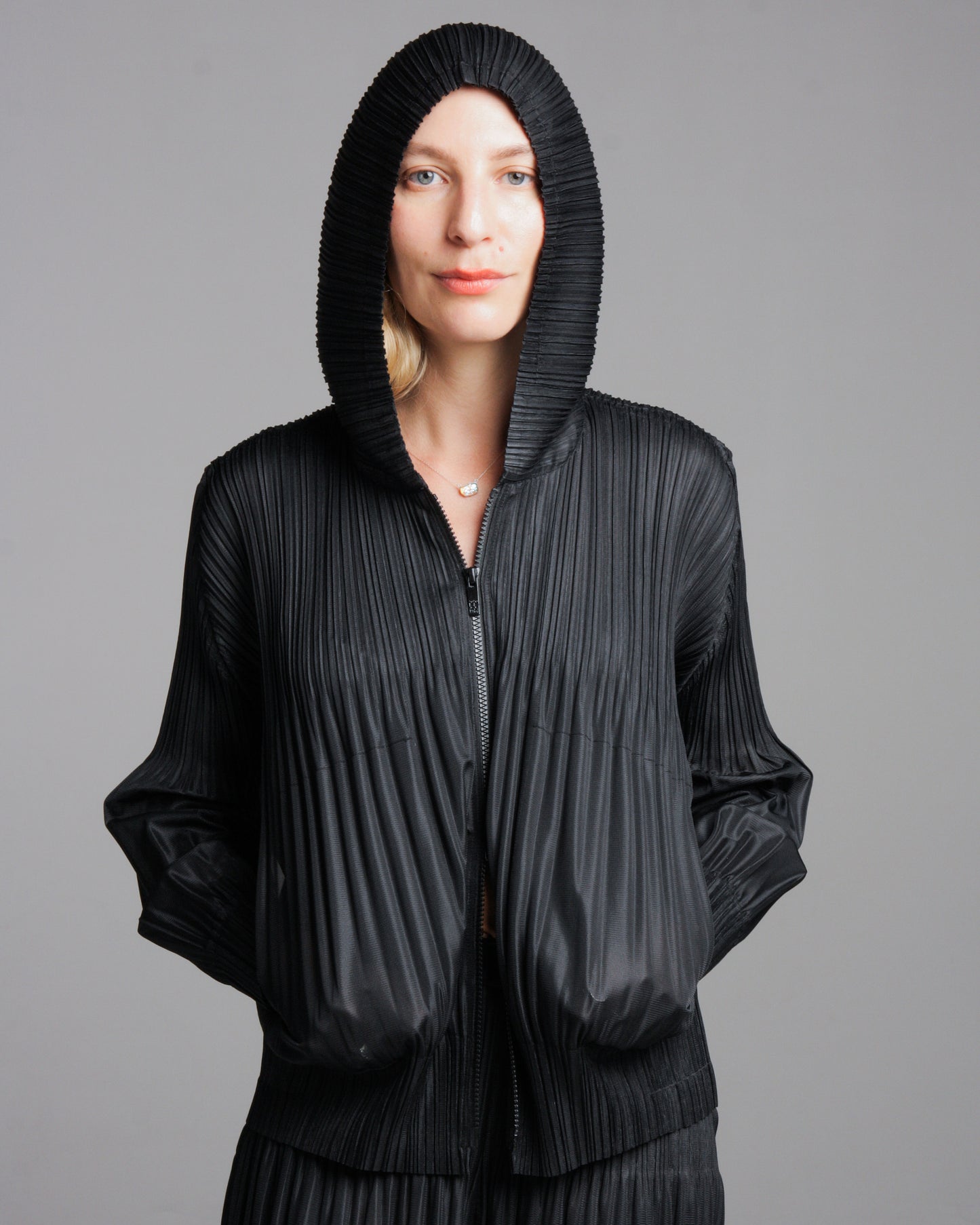 Black Pleated Zip-up Hooded Jacket