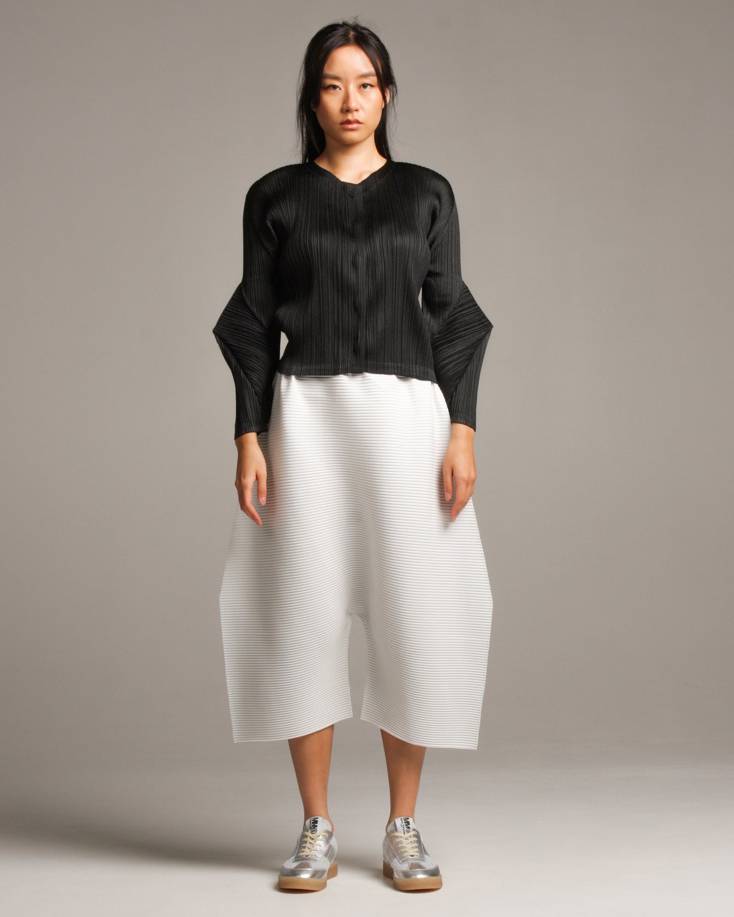 White Drop Crotch Horizontal Pleated Pant