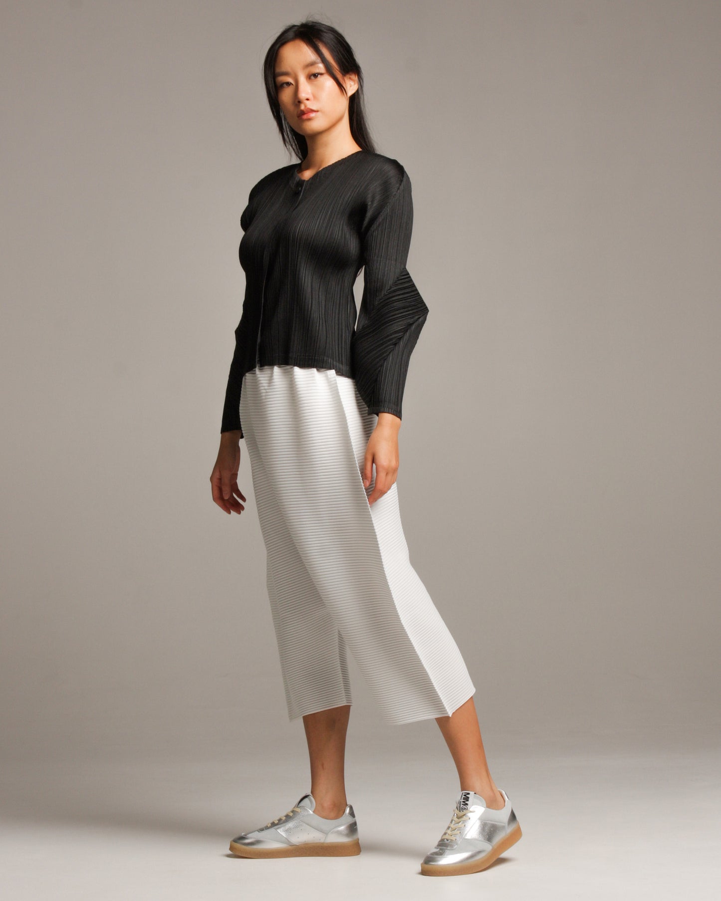 White Drop Crotch Horizontal Pleated Pant