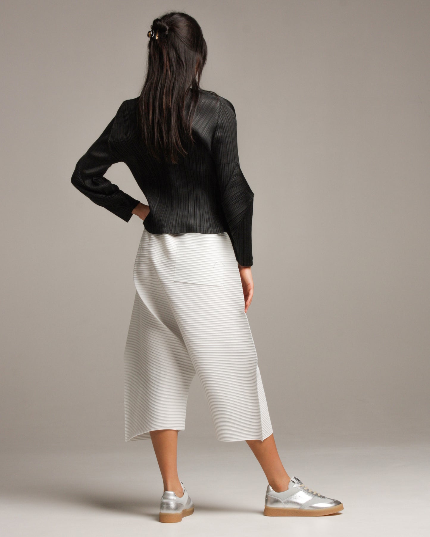 White Drop Crotch Horizontal Pleated Pant