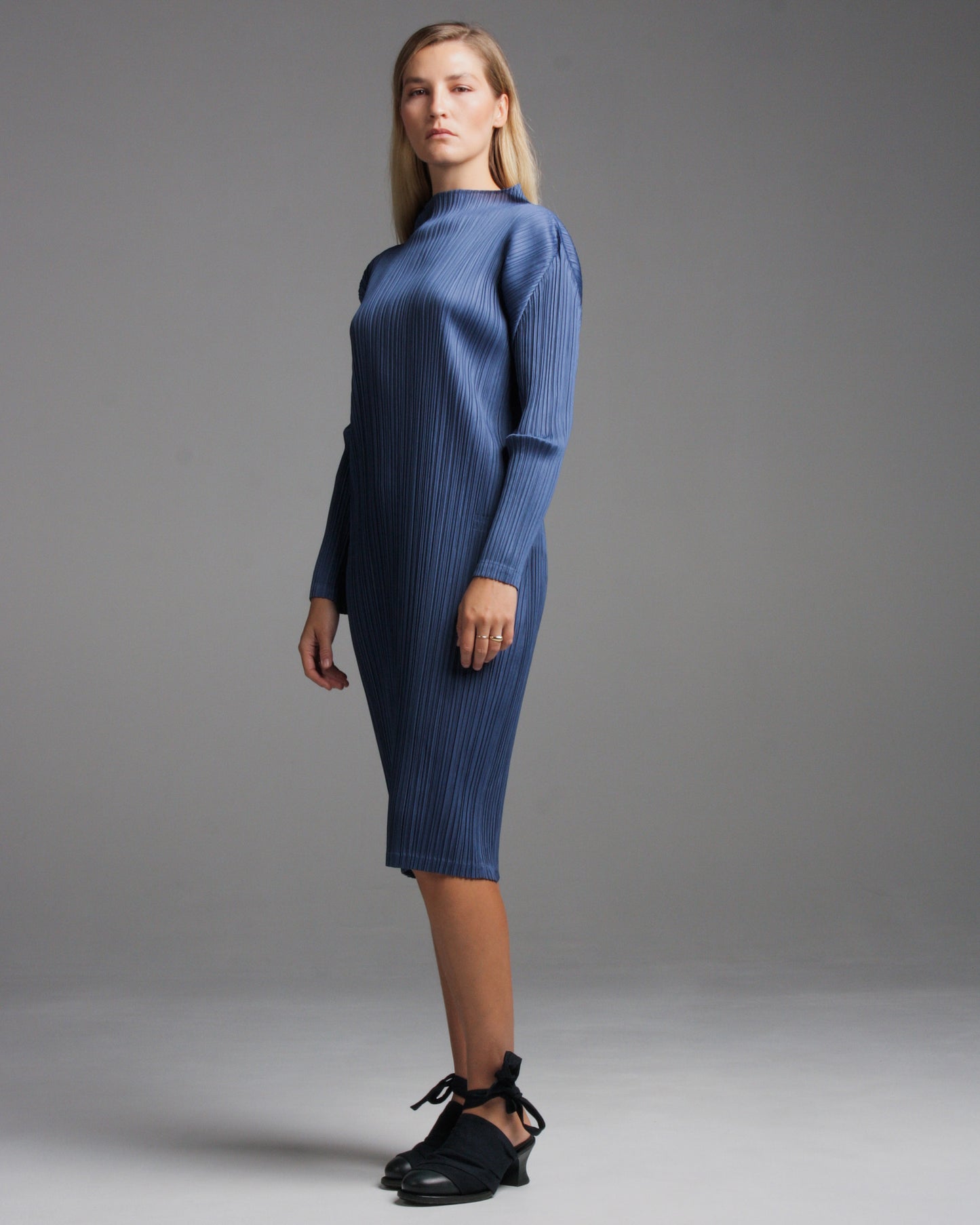 Blue High Neck Longsleeve Dress