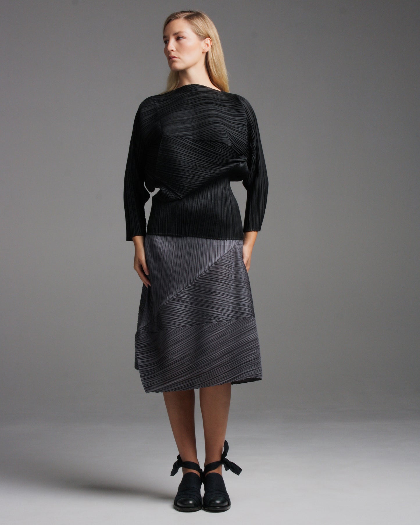 Dark Grey Truss Skirt