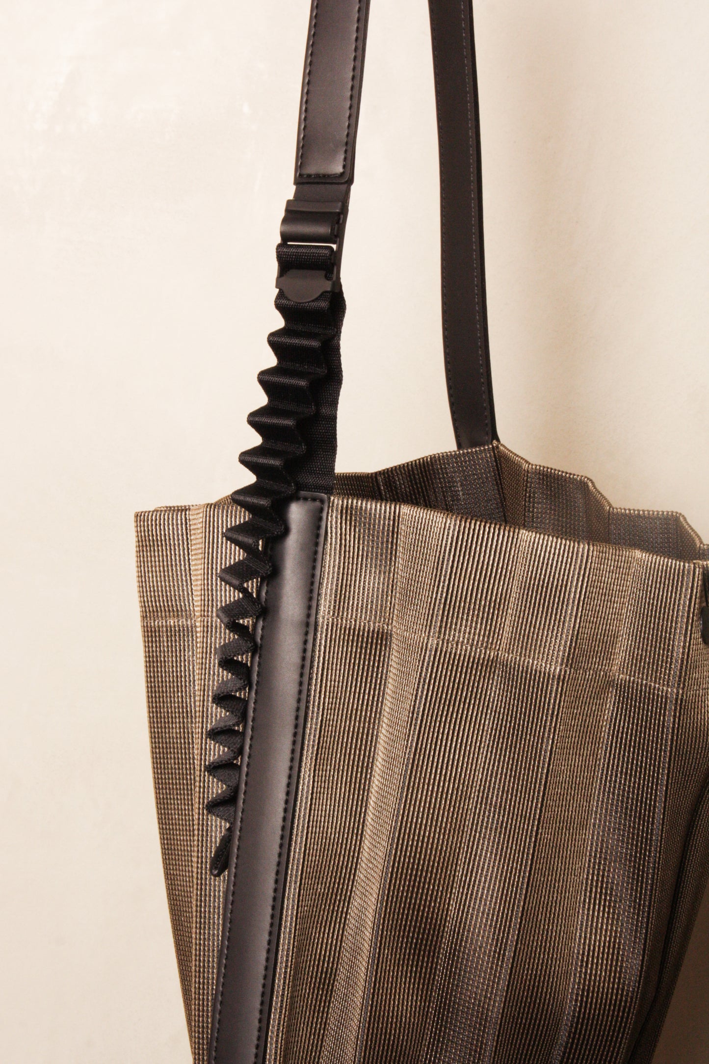 Accordian Pleats Bag