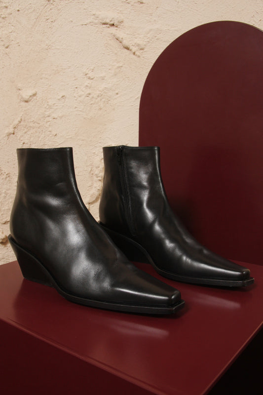 Vitello Nero Shoes