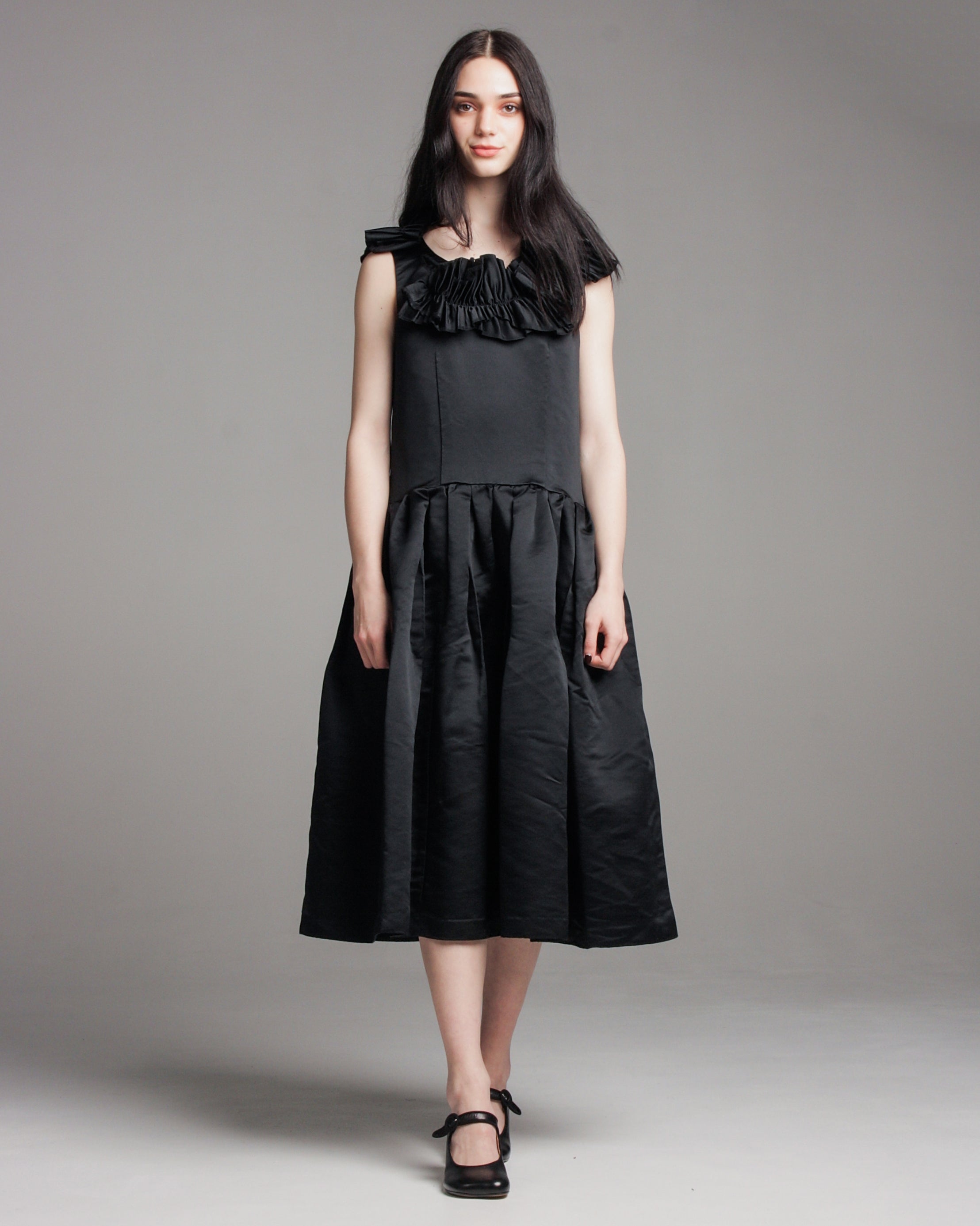 Black Gathered Ruffle Dress – Dilettante